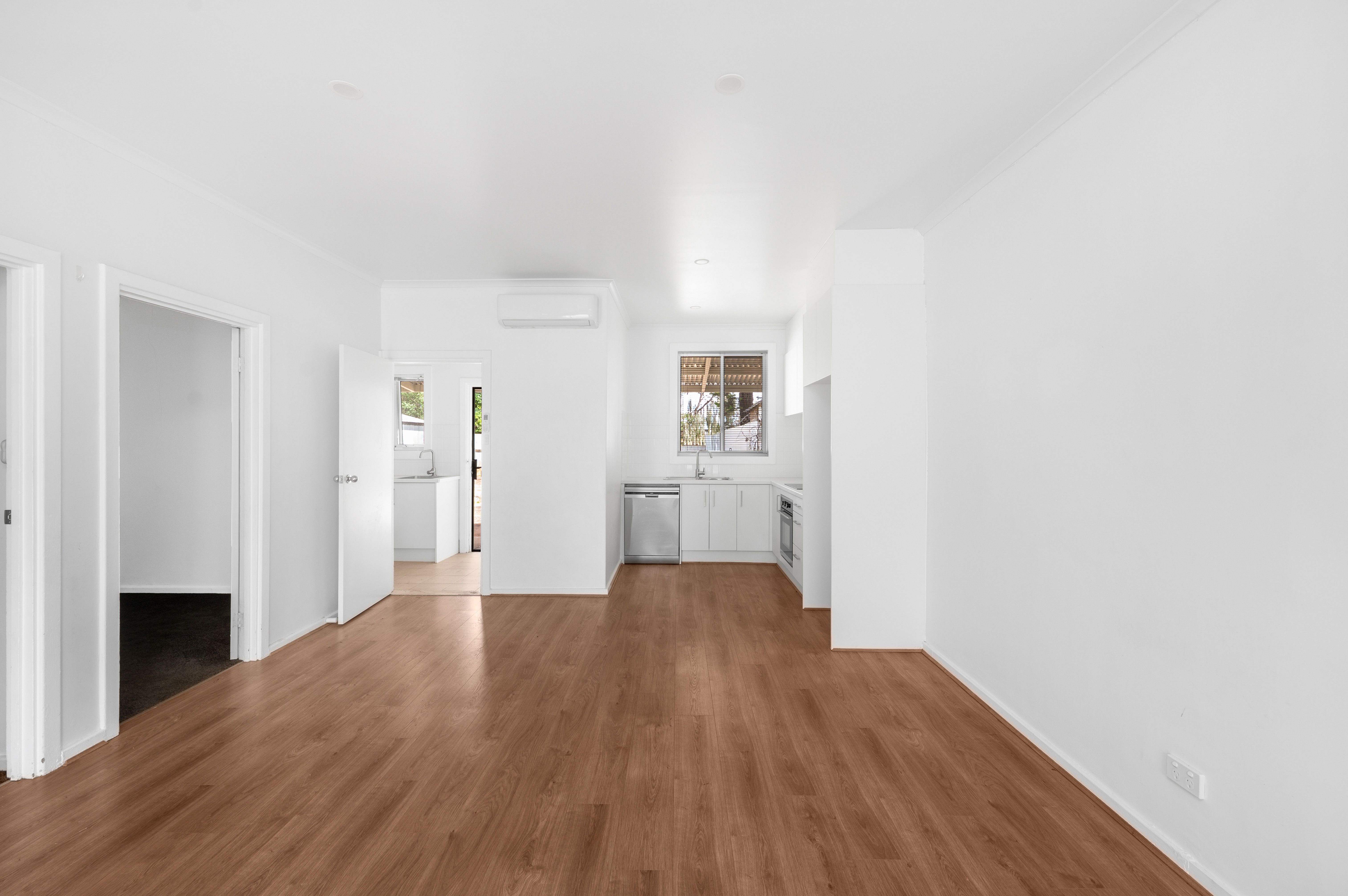 58 Mofflin Road — photo 4 of 14