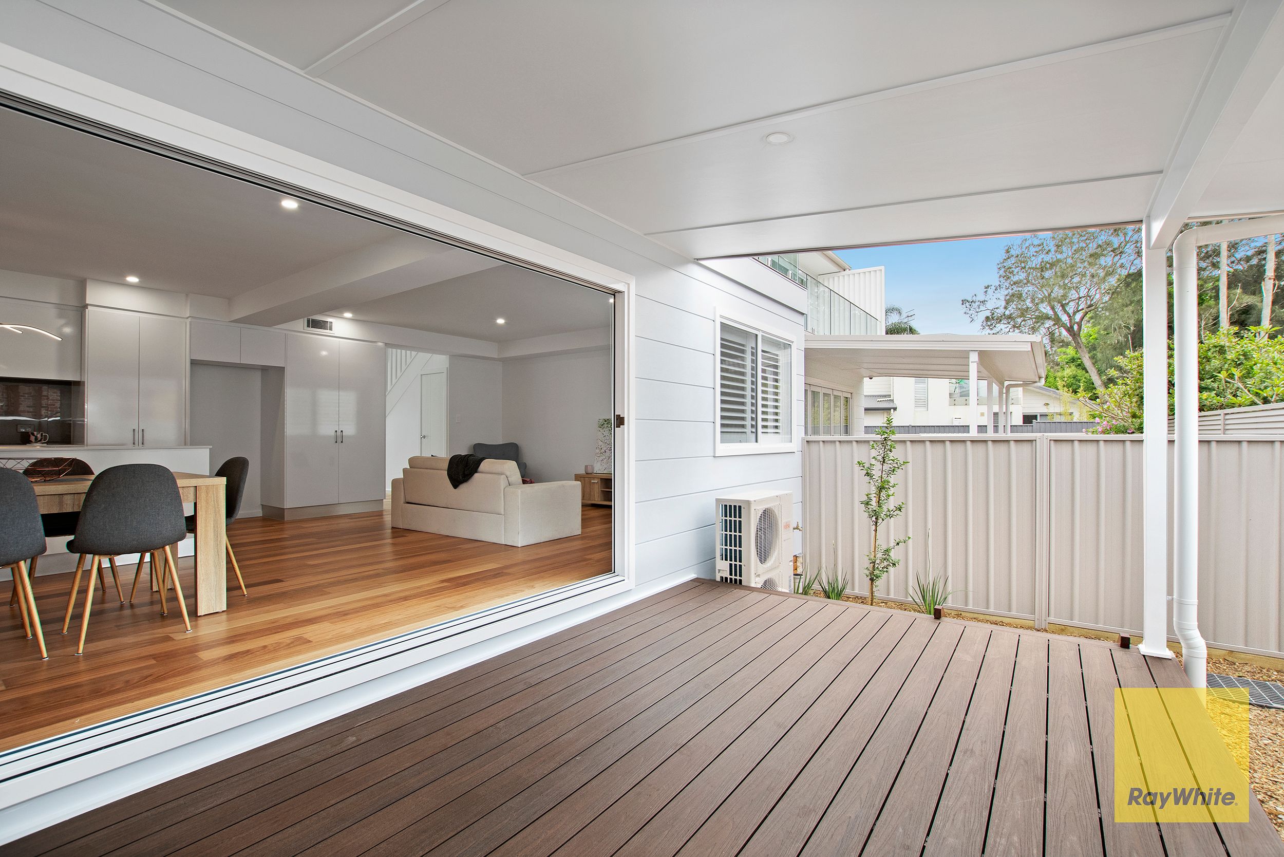 4/5-7 Bangalow Street — photo from Ray White Umina Beach