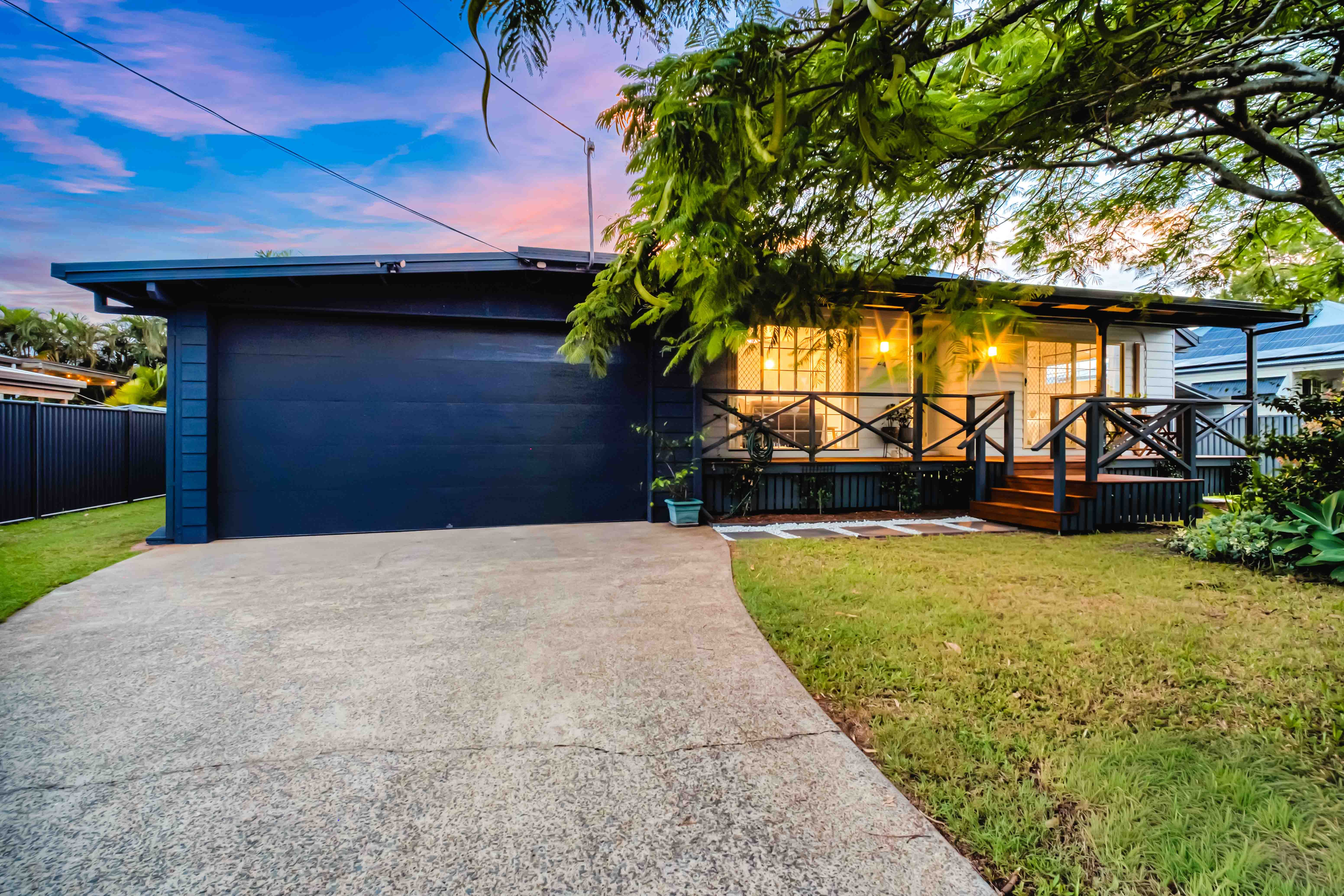 24 Crescent Avenue, Hope Island, QLD 4212