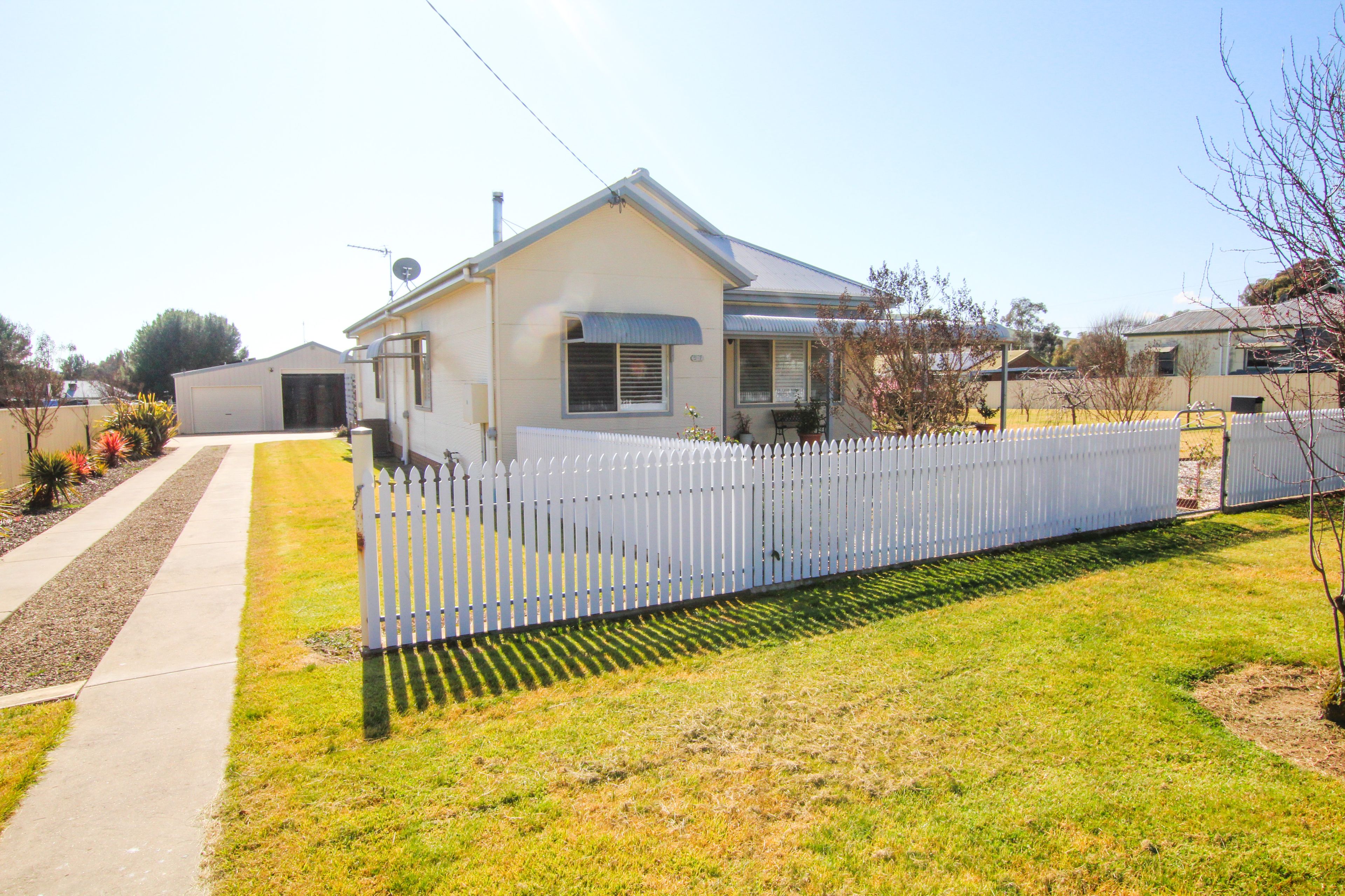 5-7 Campbell Street, Boorowa, NSW 2586