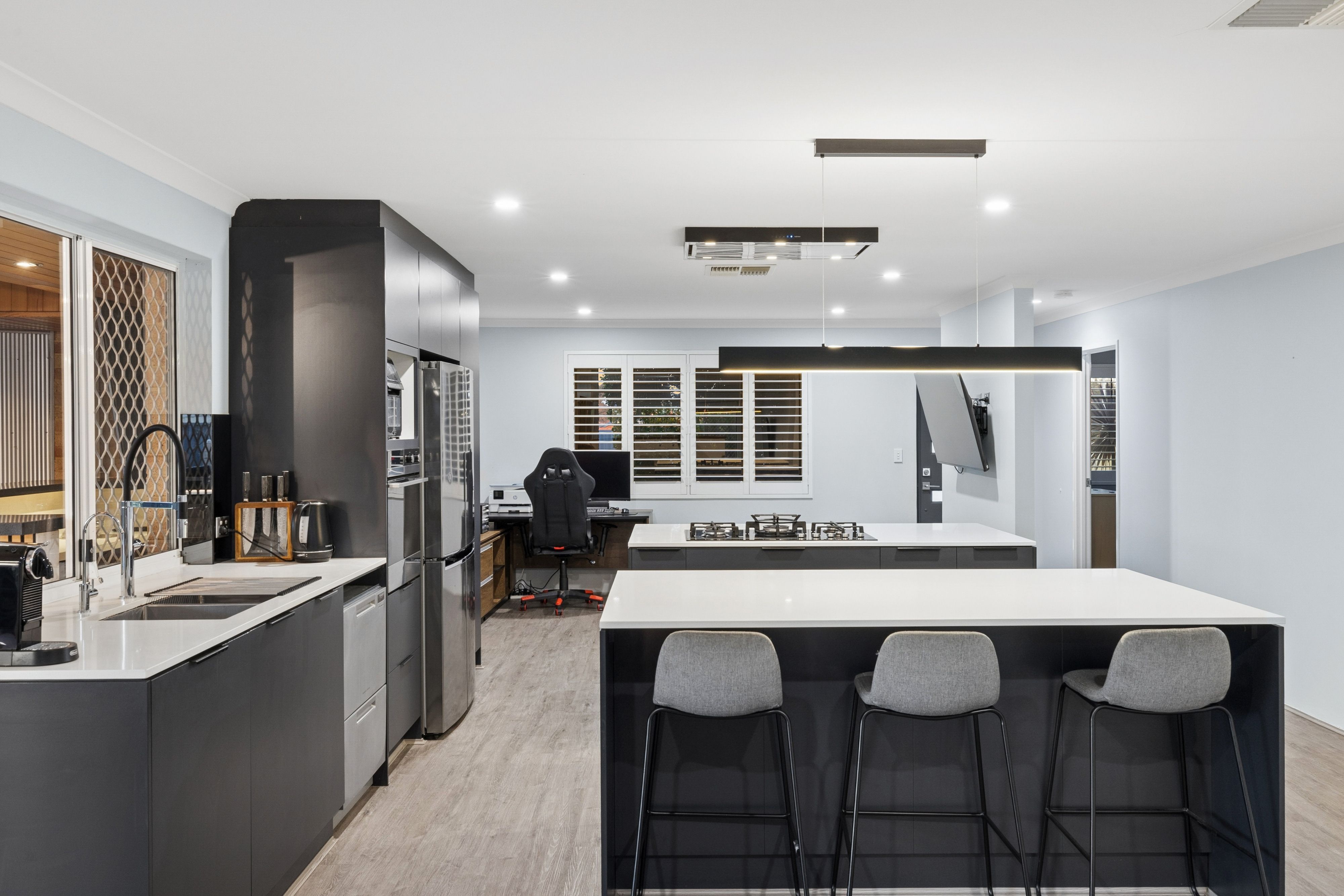 12 Rawlinna Heights — photo 7 of 28