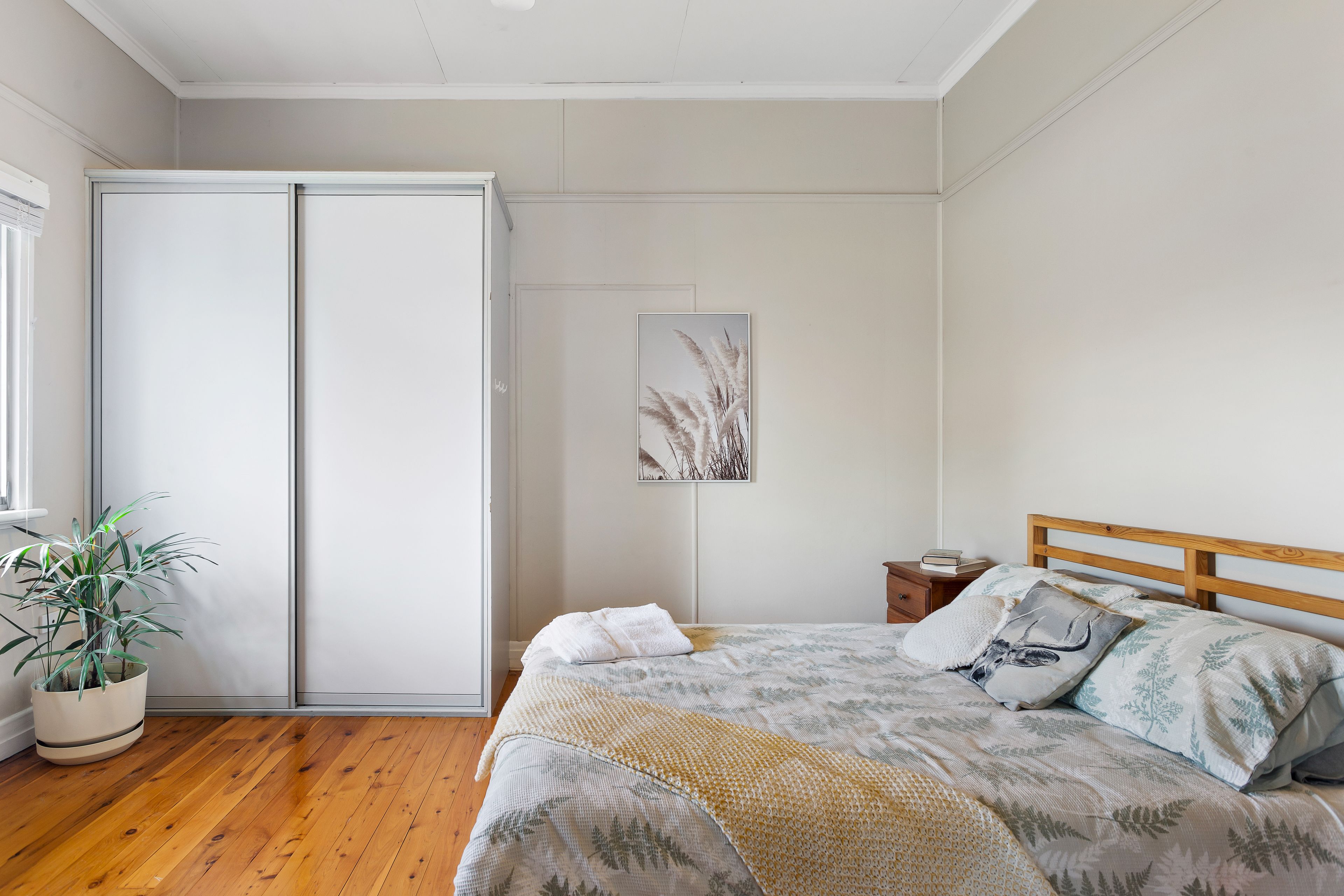 27 Yandilla Street — photo 8 of 14