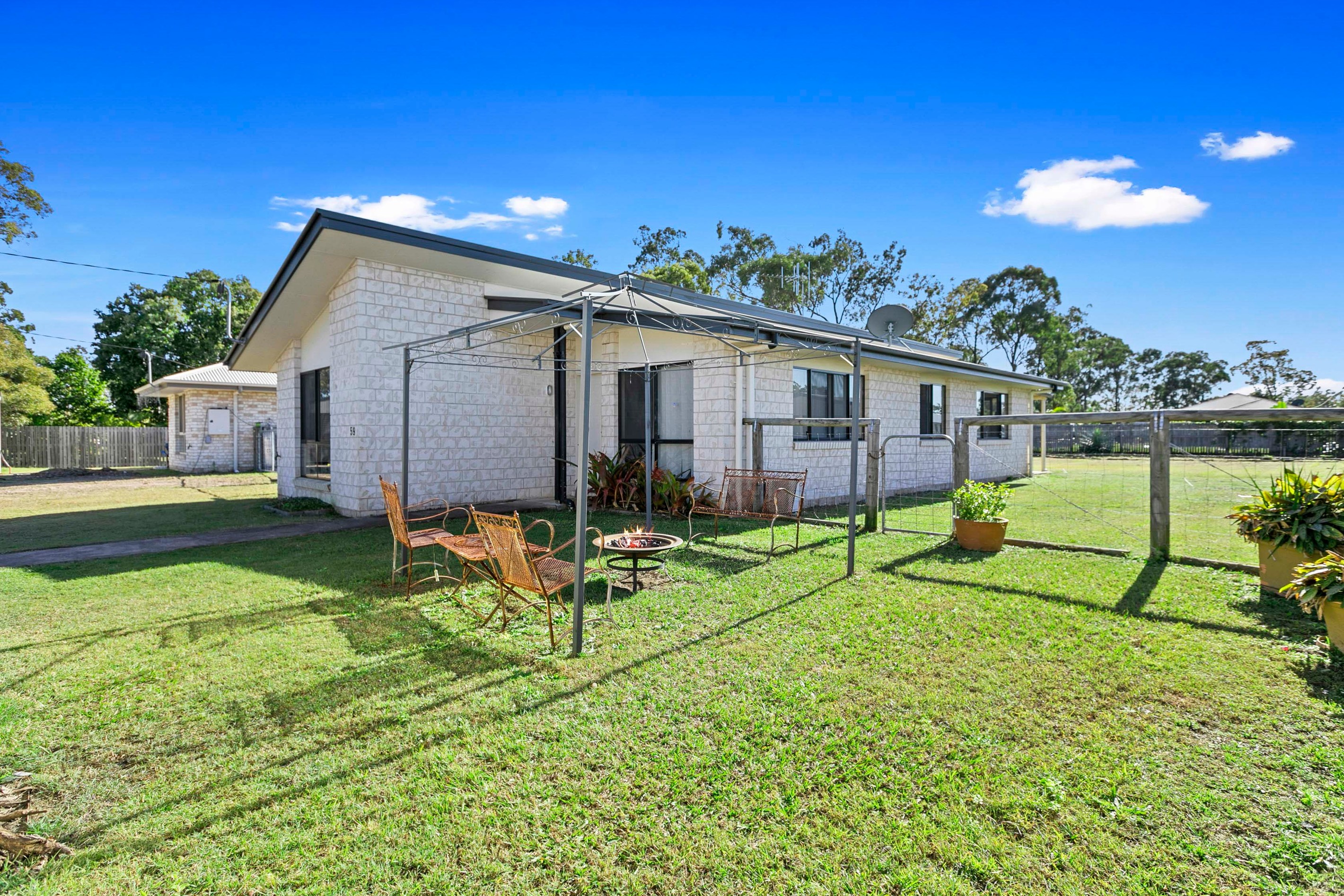 59 Hunter Street, Torbanlea, QLD 4662