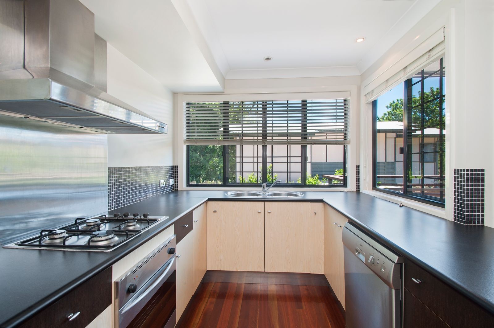 76 Waldheim Street, Annerley, QLD 4103