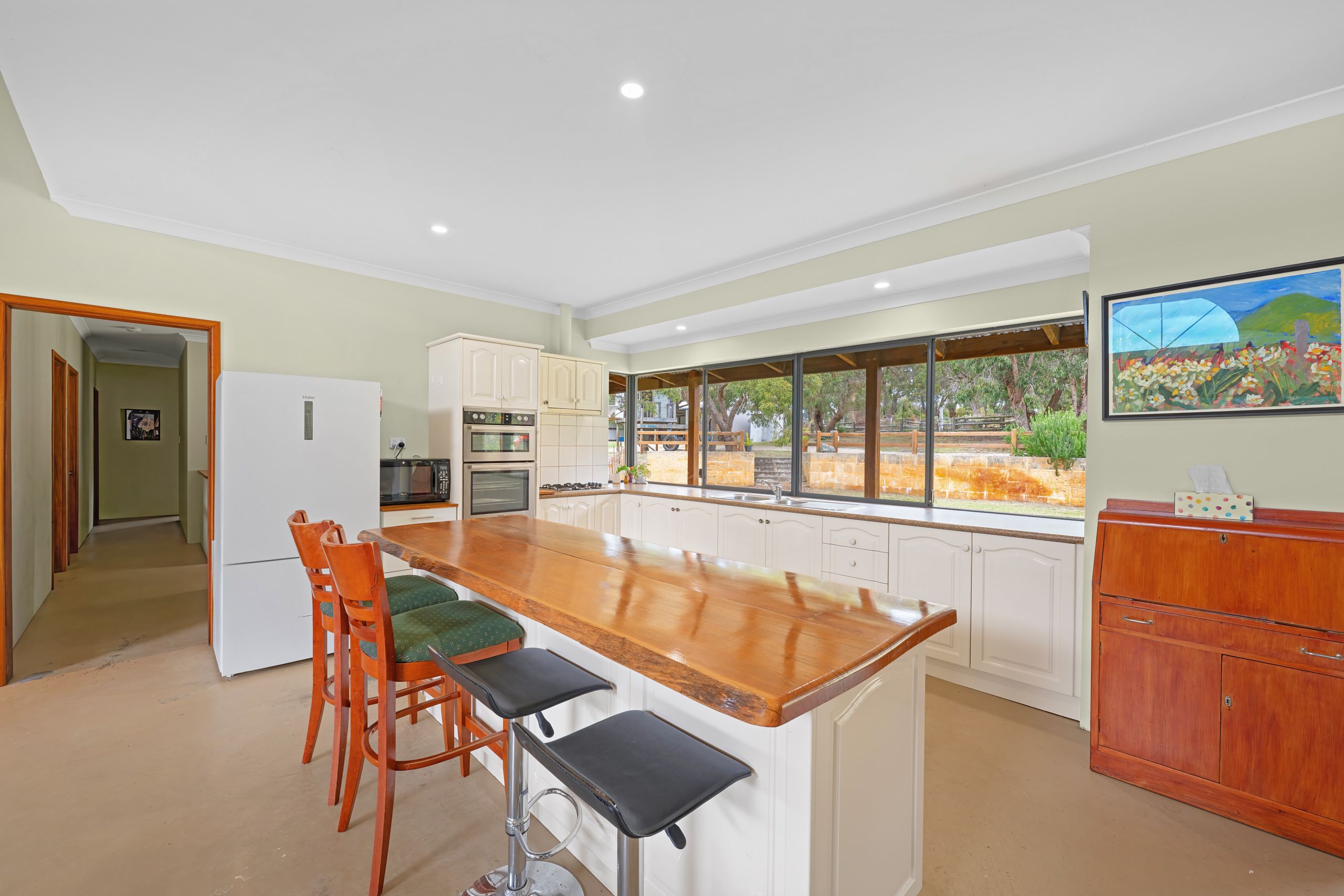 209 McLeod Road — photo 11 of 30