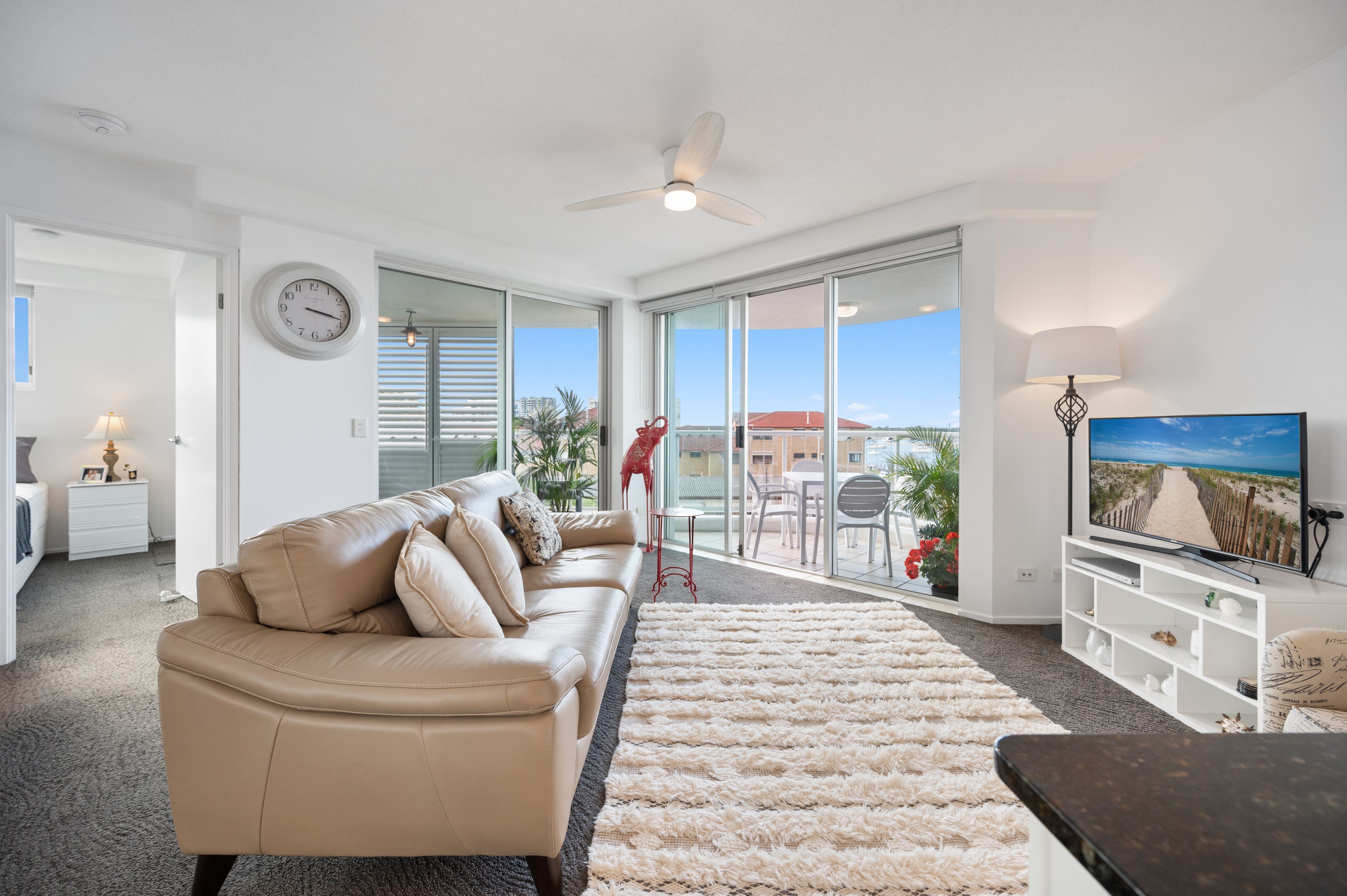 12/242-244 Marine Parade, Labrador, QLD 4215
