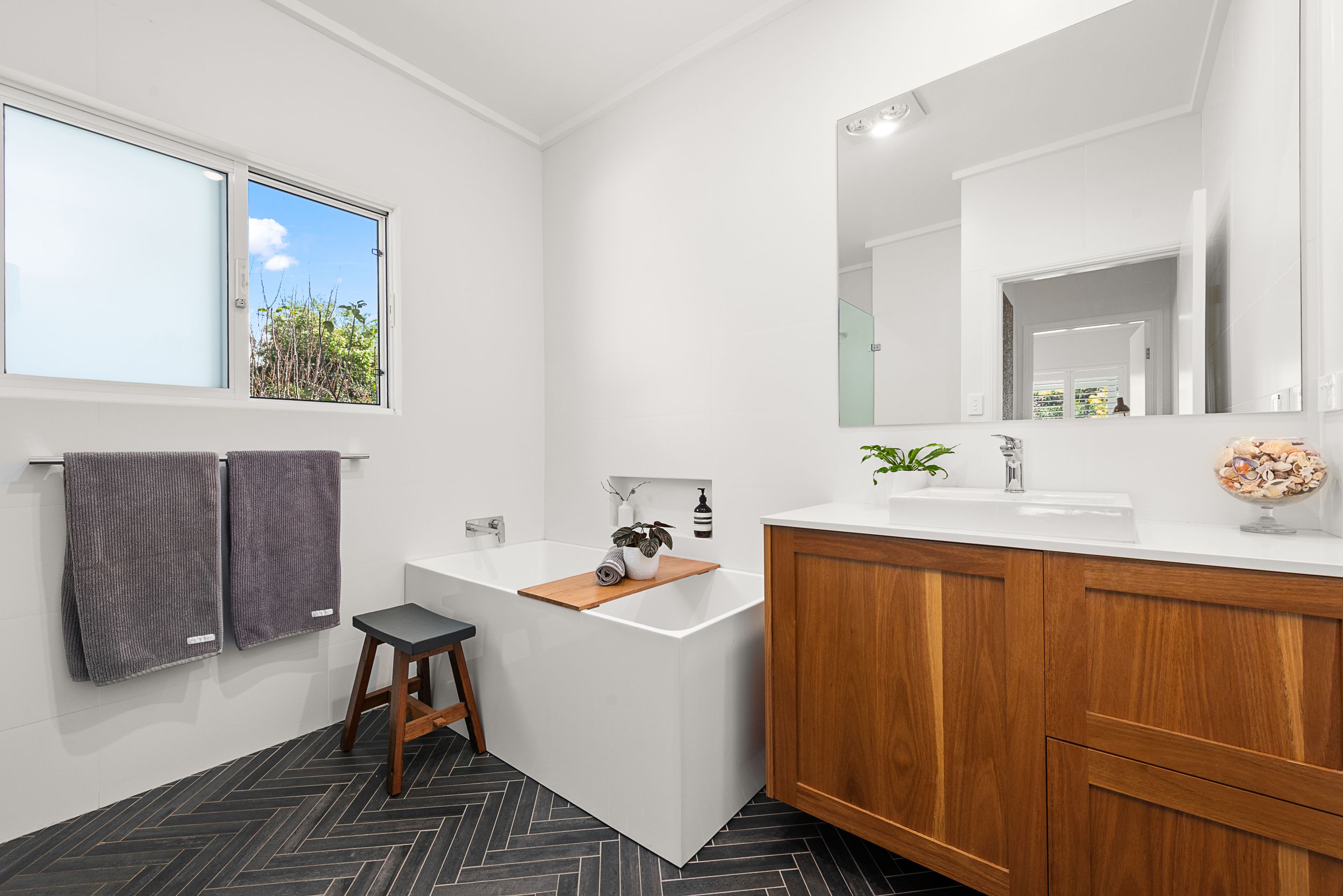 27 Victoria Street — photo 15 of 24