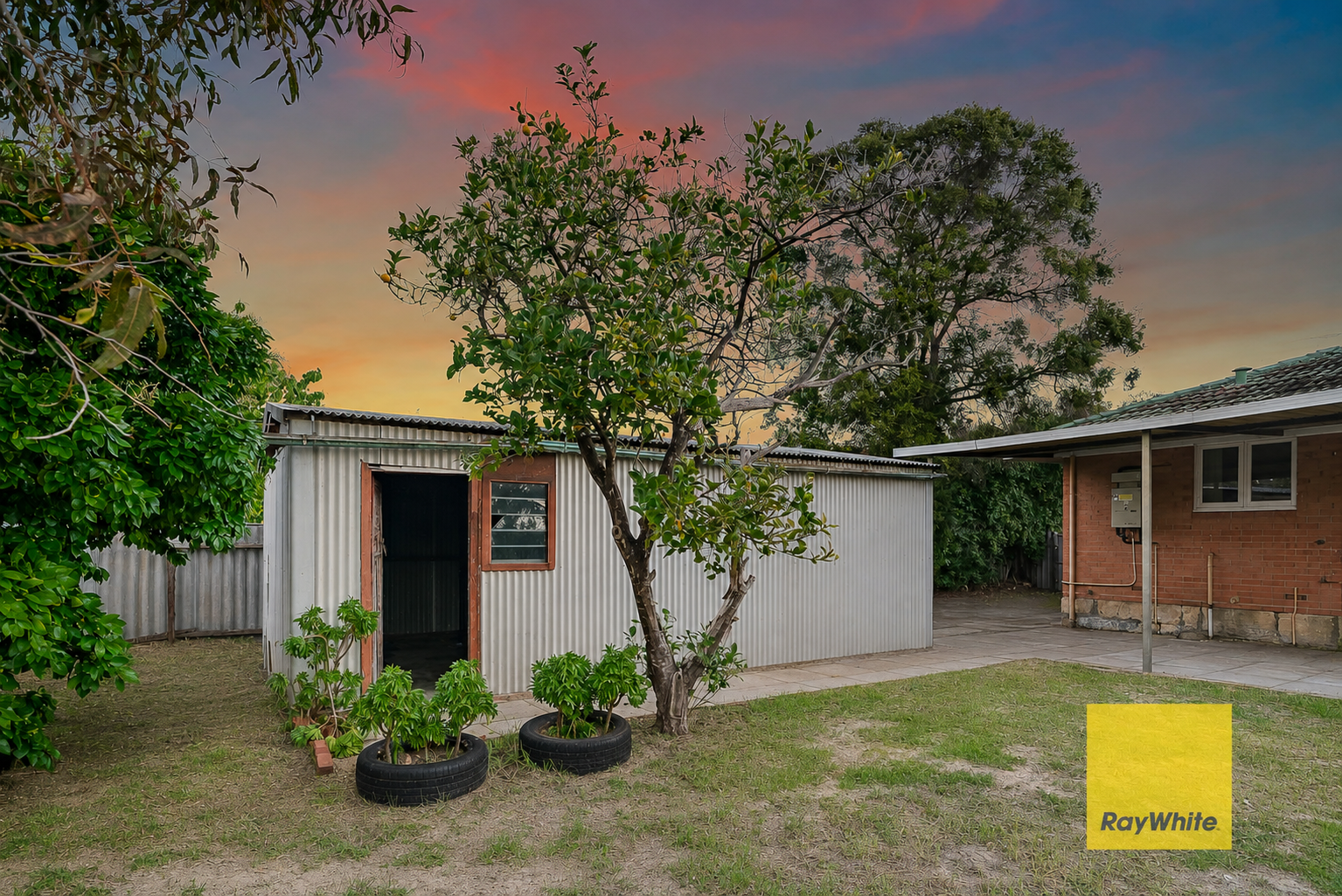 30 Golders Way — photo 14 of 20