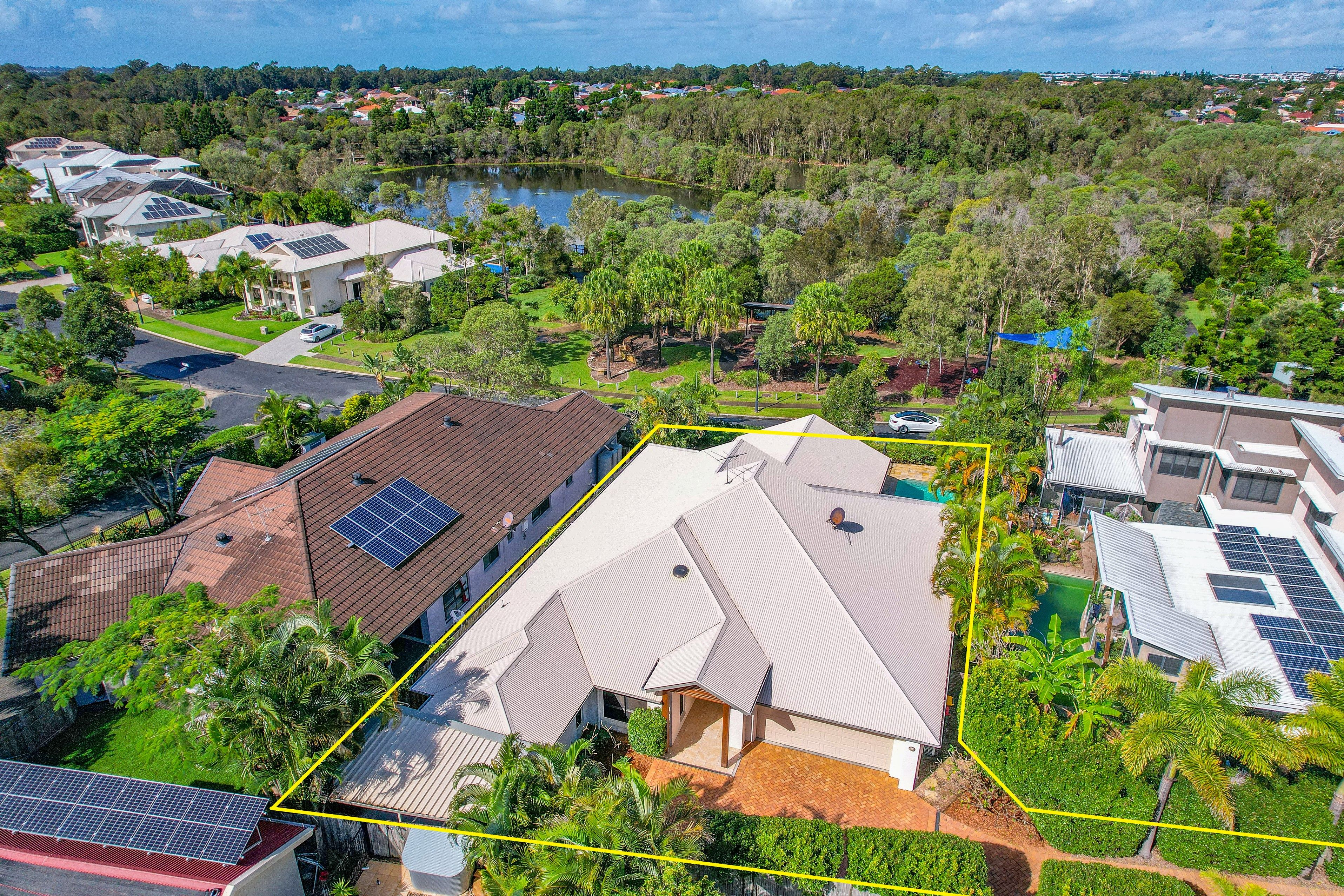 27 Sandpiper Avenue, North Lakes, QLD 4509