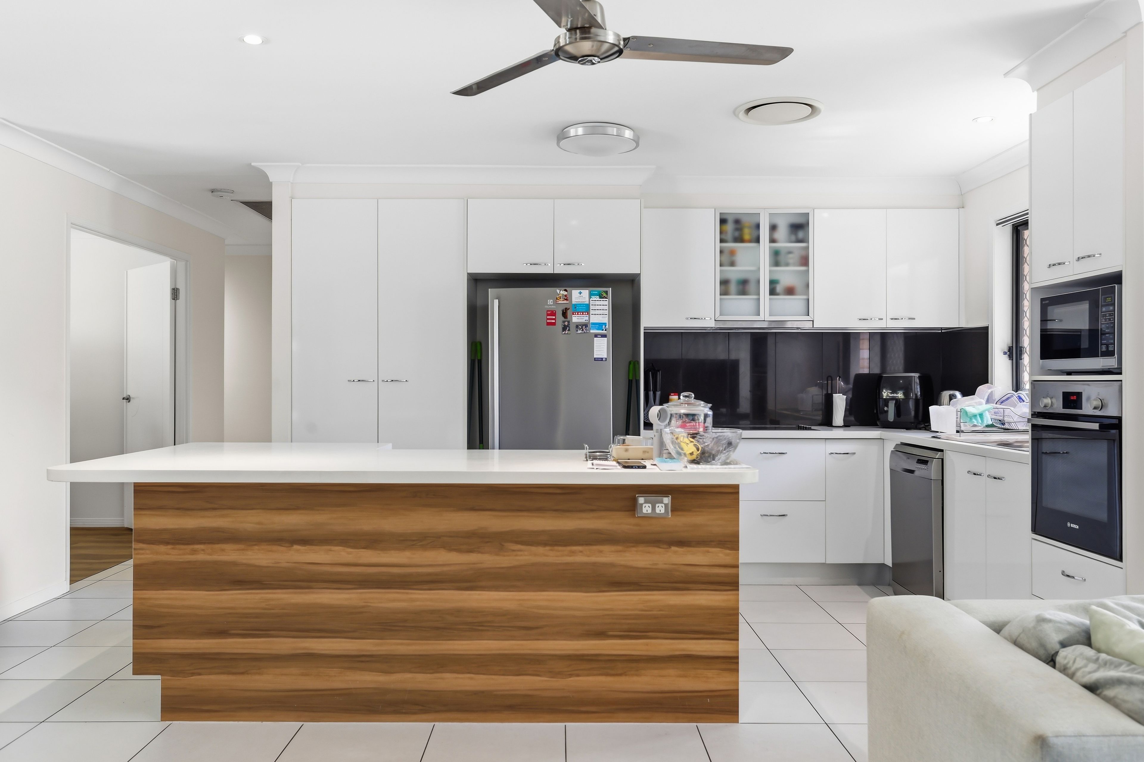 47 Gerard Street — photo 4 of 23