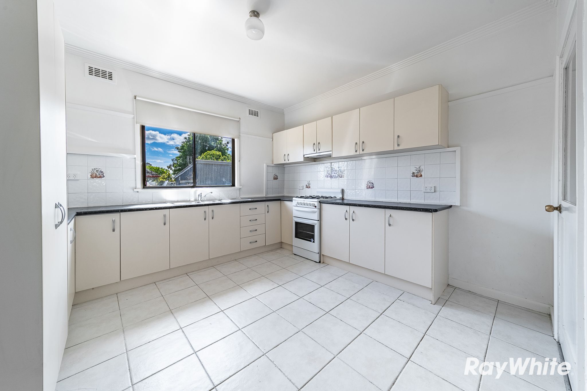 44 Strickland Road, East Bendigo, VIC 3550