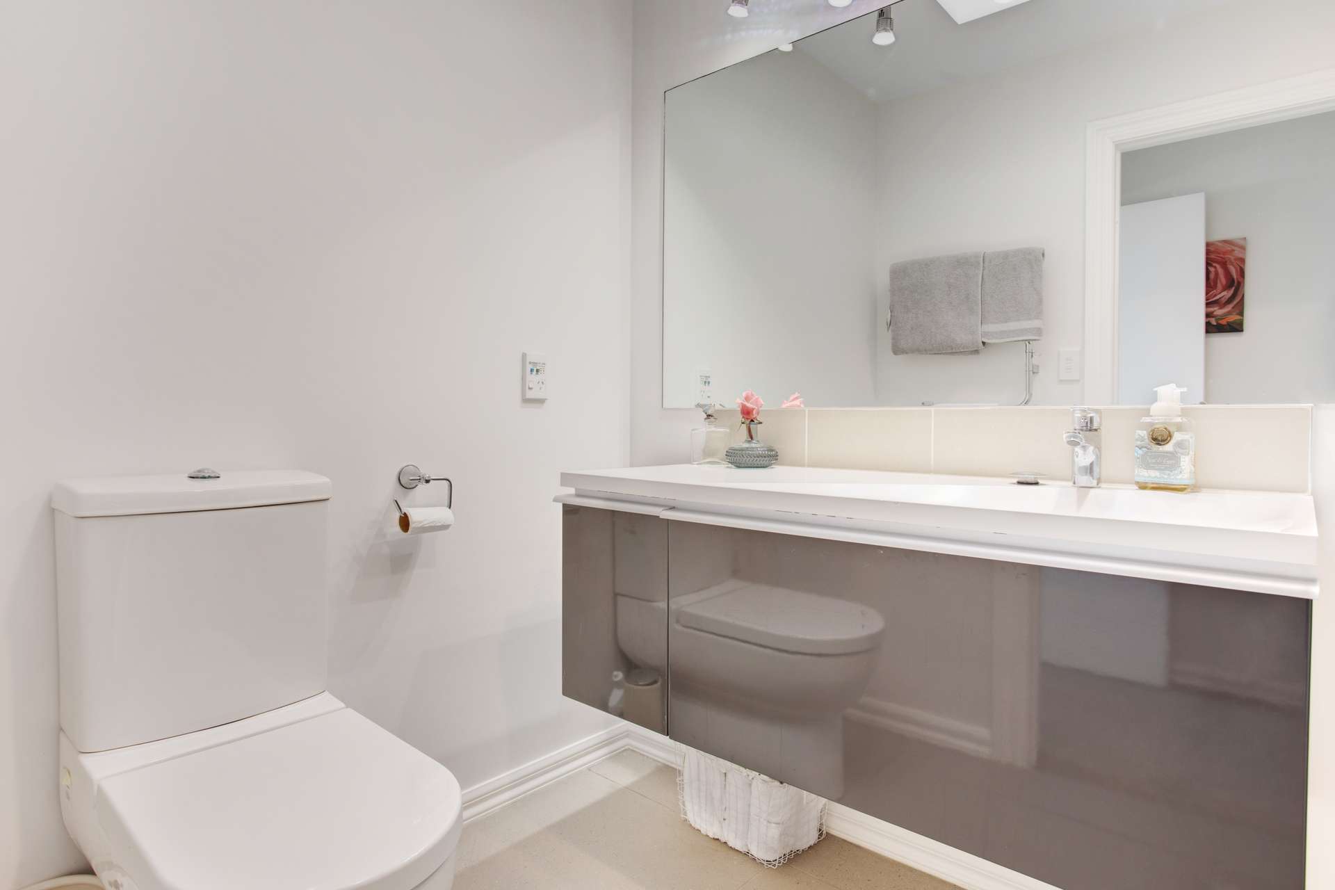 2/58 St Johns Road photo 18