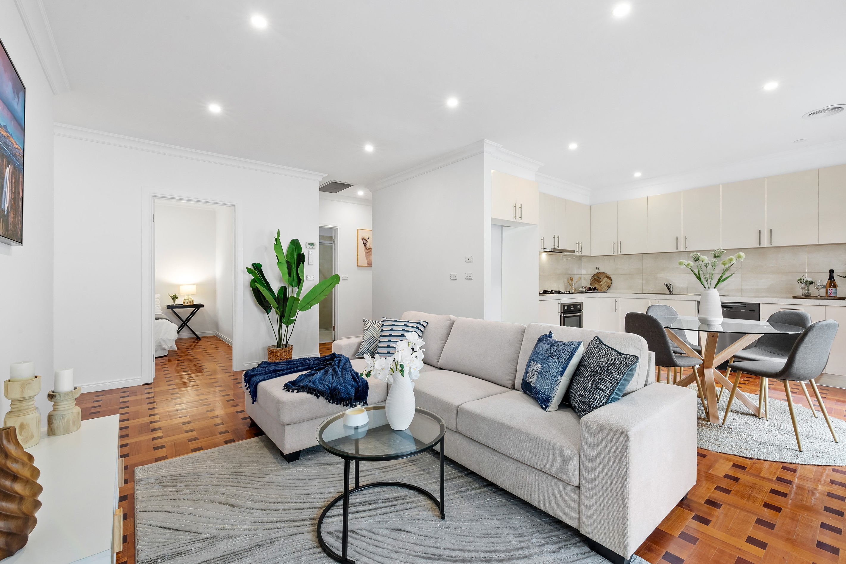3/2 Manoon Road, Clayton South, VIC 3169