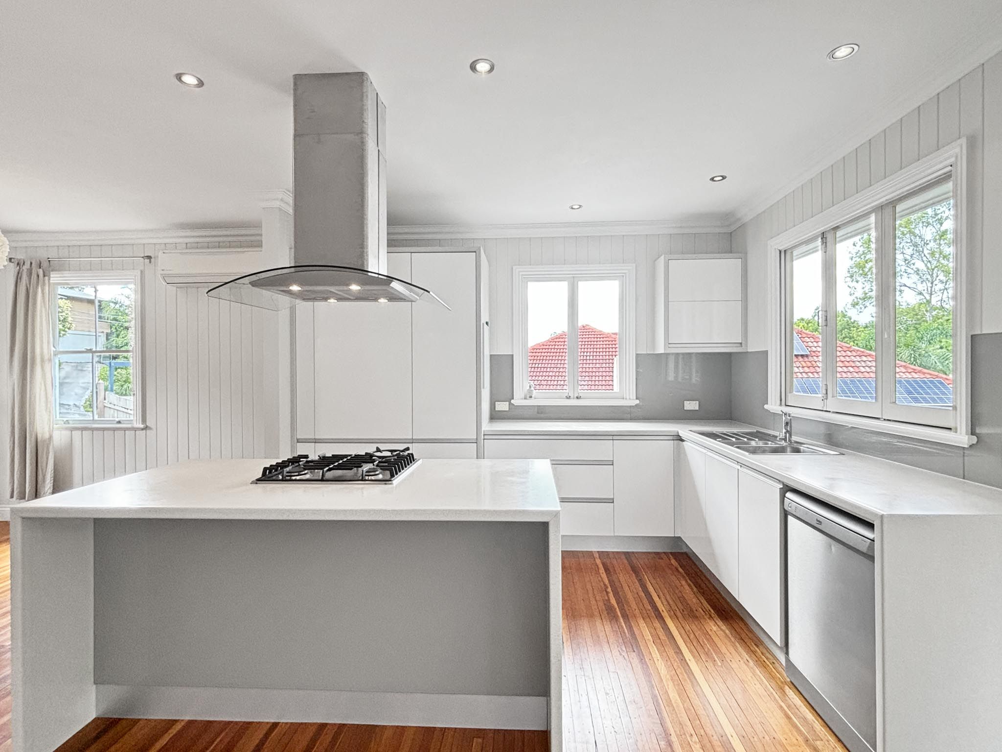 82 Weller Road, Tarragindi, QLD 4121