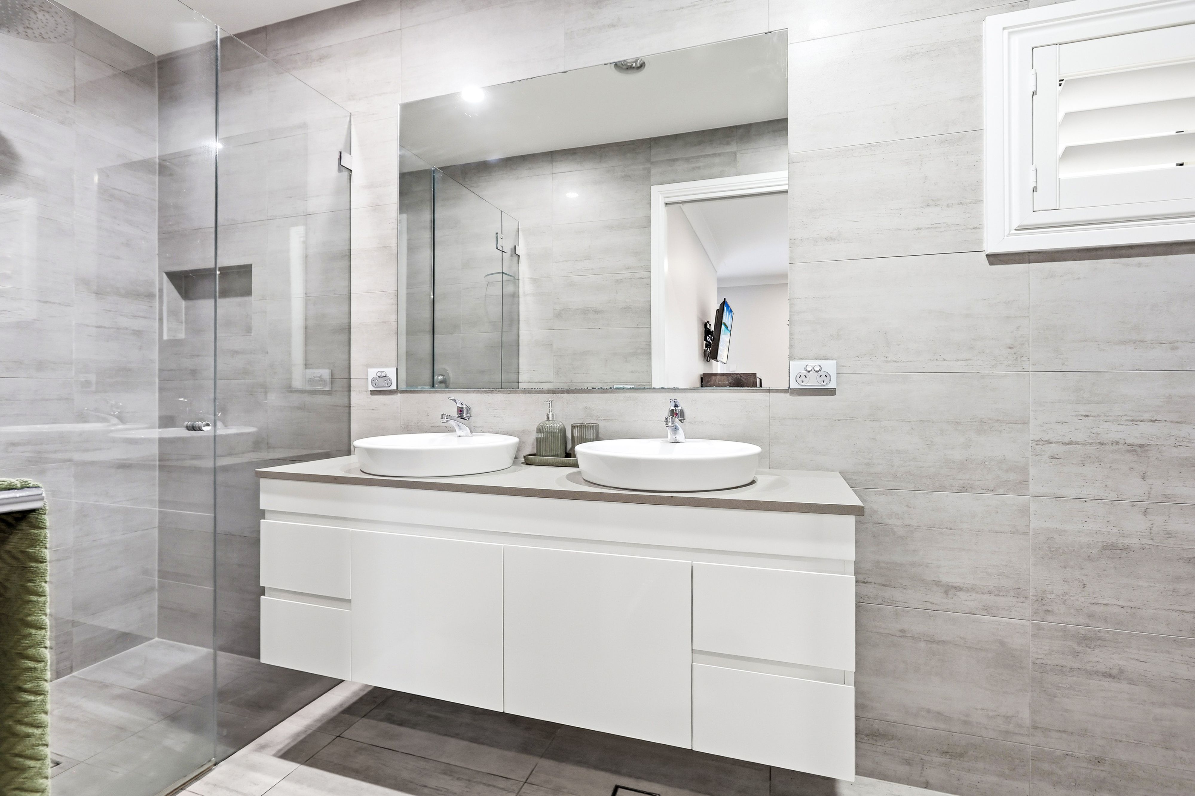 77 Clower Avenue — photo 10 of 26