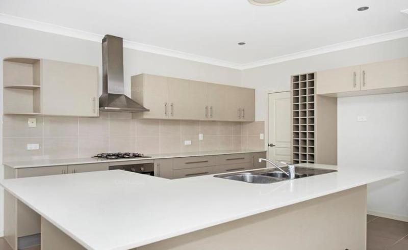 2 Coach Way, Upper Coomera, QLD 4209
