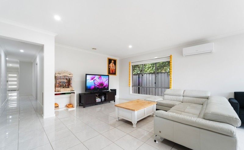 10 Pond Street, Truganina, VIC 3029