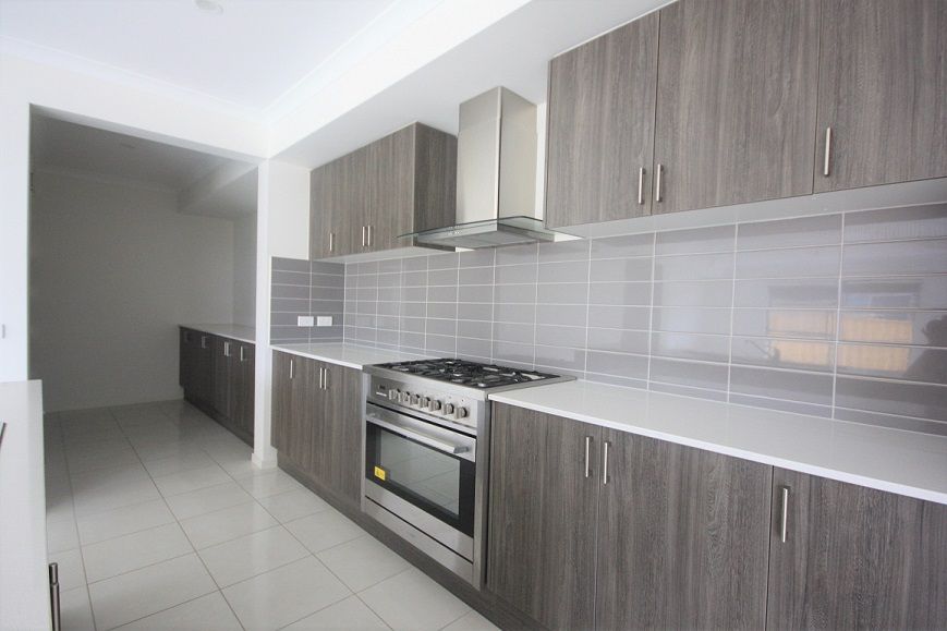 92 Holliday Avenue, Edmondson Park, NSW 2174