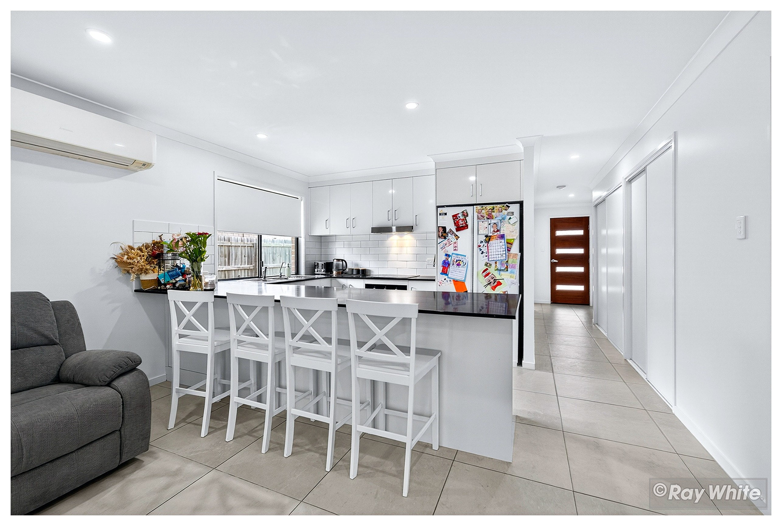 10 Graduate Parade, Norman Gardens, QLD 4701