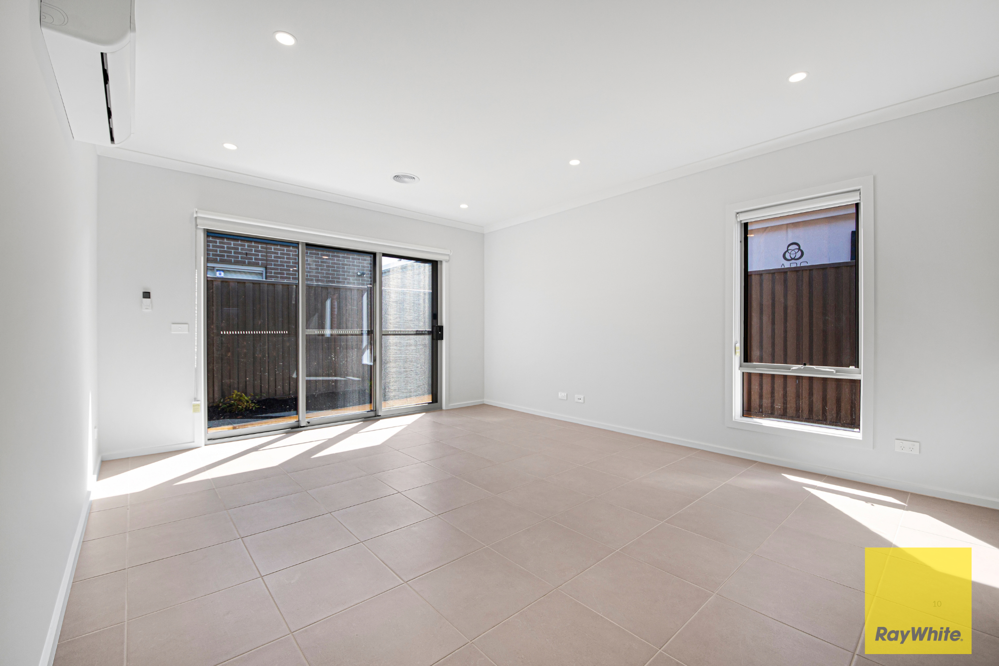 62 Danube Road — photo 2 of 18