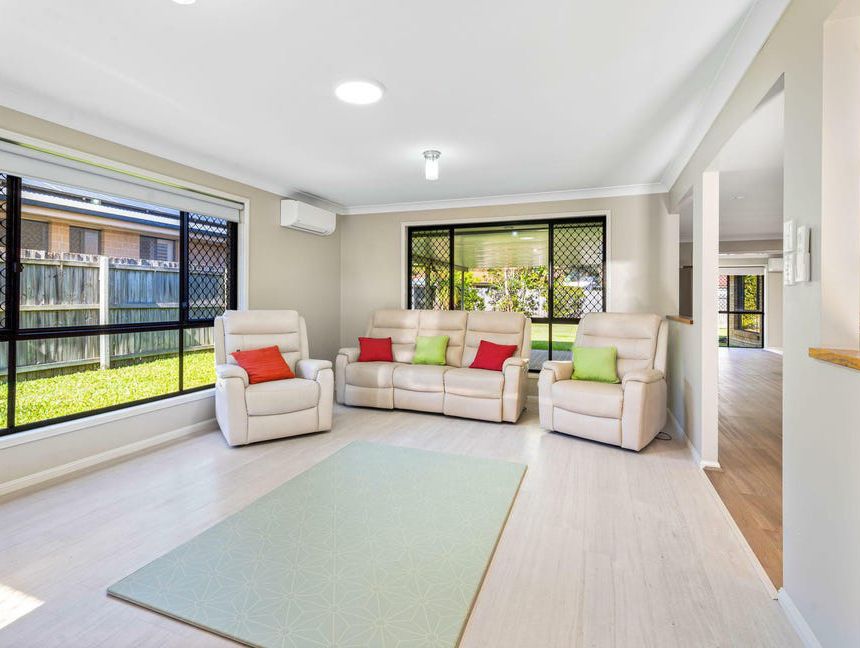 17 Lamington Place, Parkinson, QLD 4115