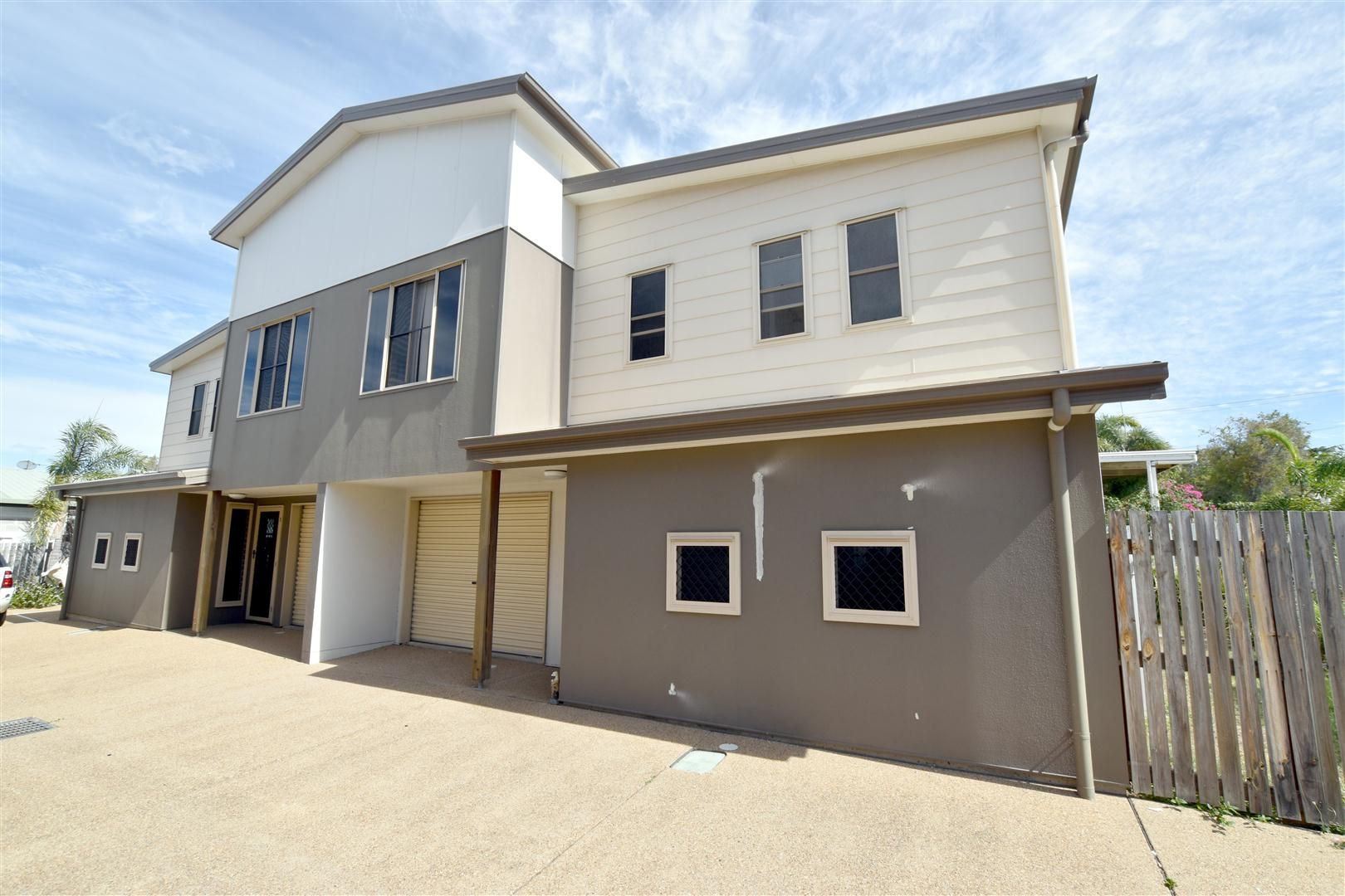 2/127 Toolooa Street, South Gladstone, QLD 4680