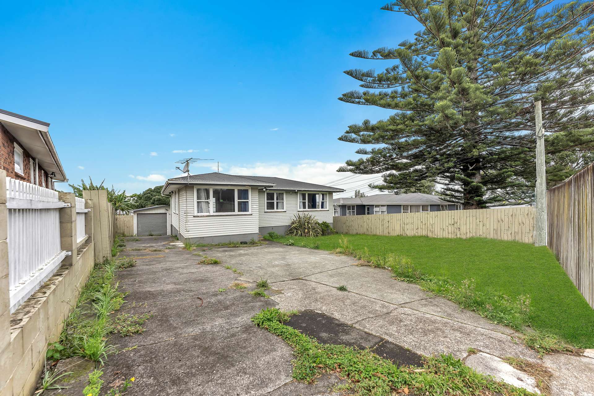14 McLennan Road photo 32