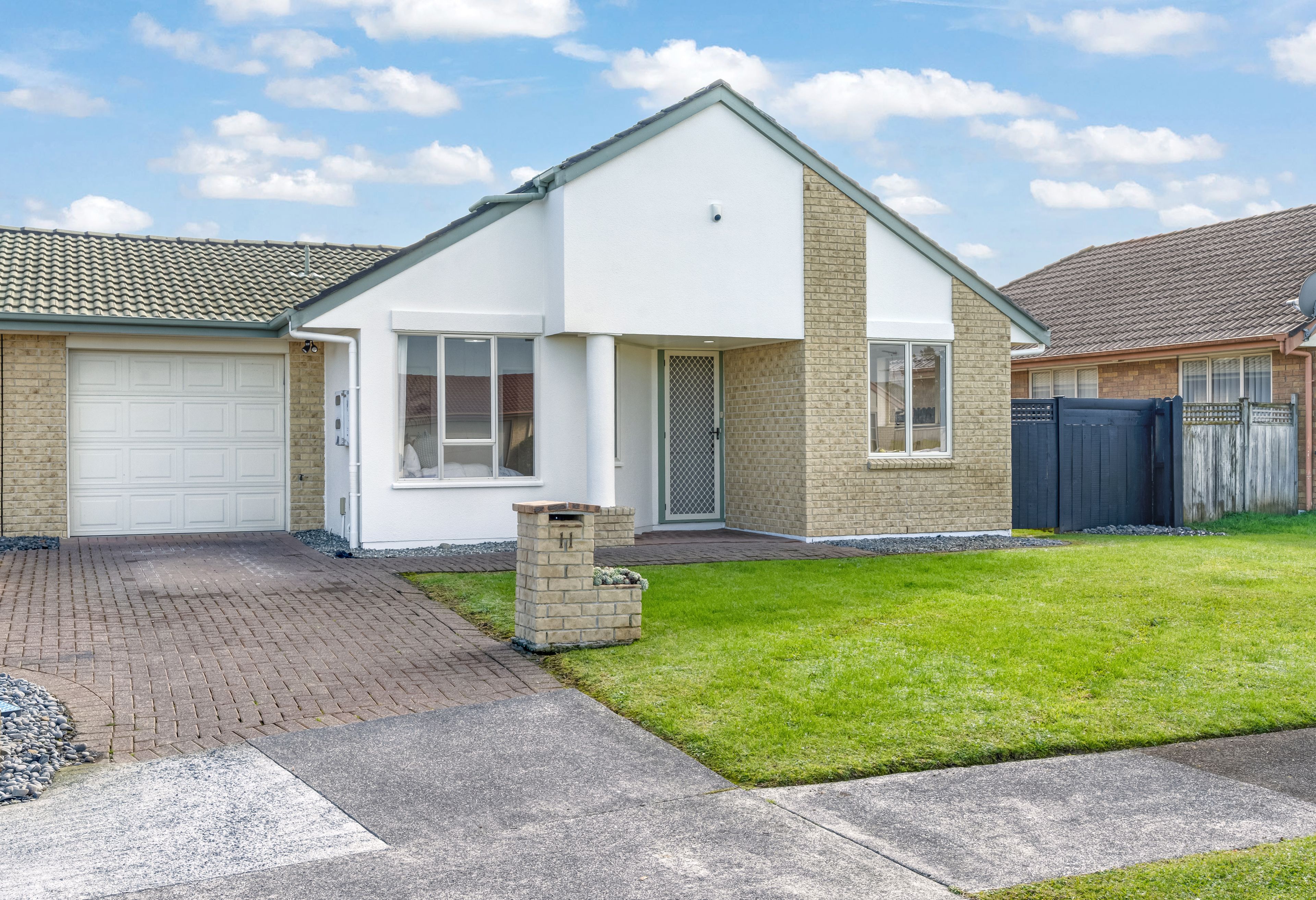 11 Fernbrook Close, Burswood, Manukau City