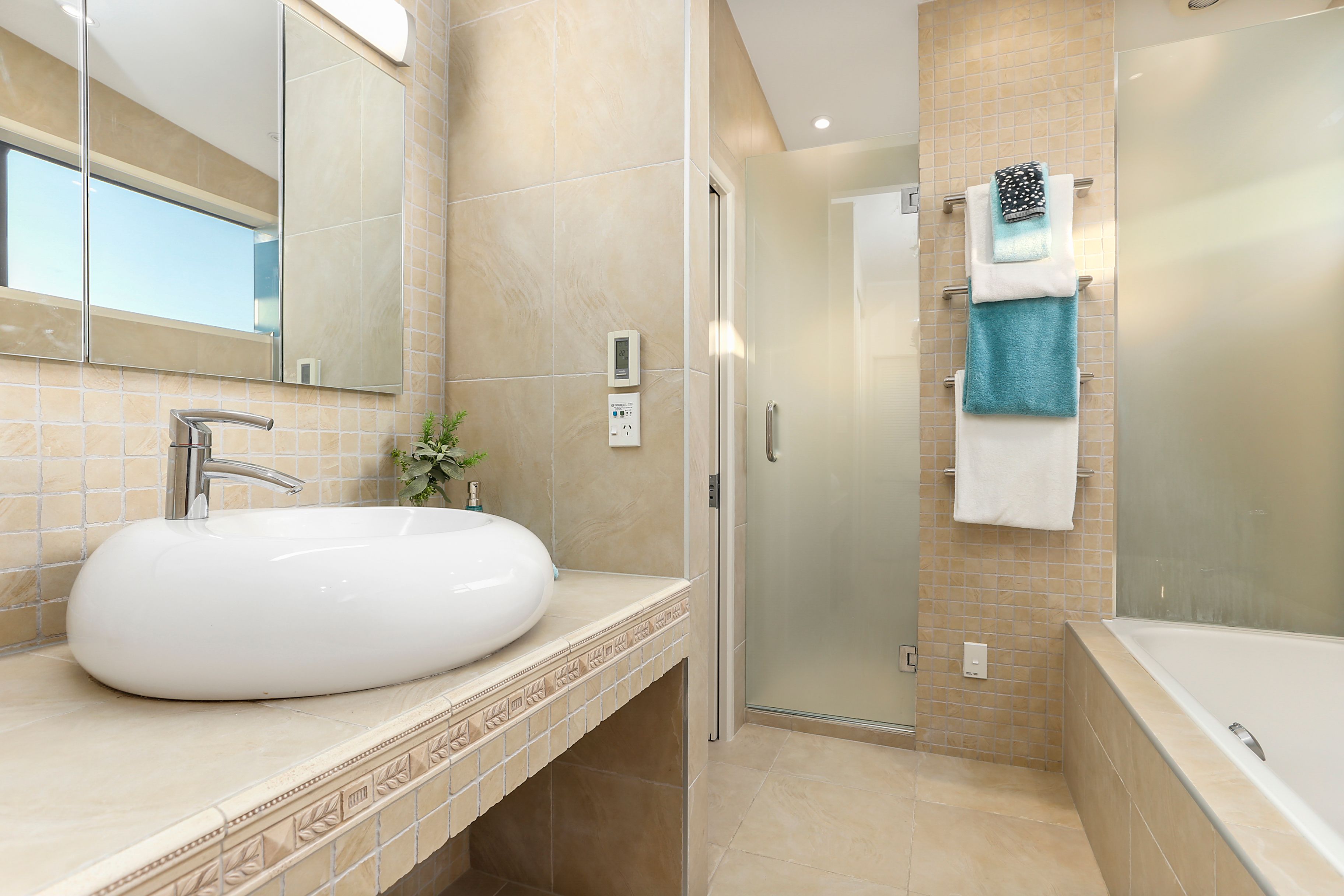 1/62 Bramley Drive, Farm Cove, Manukau City