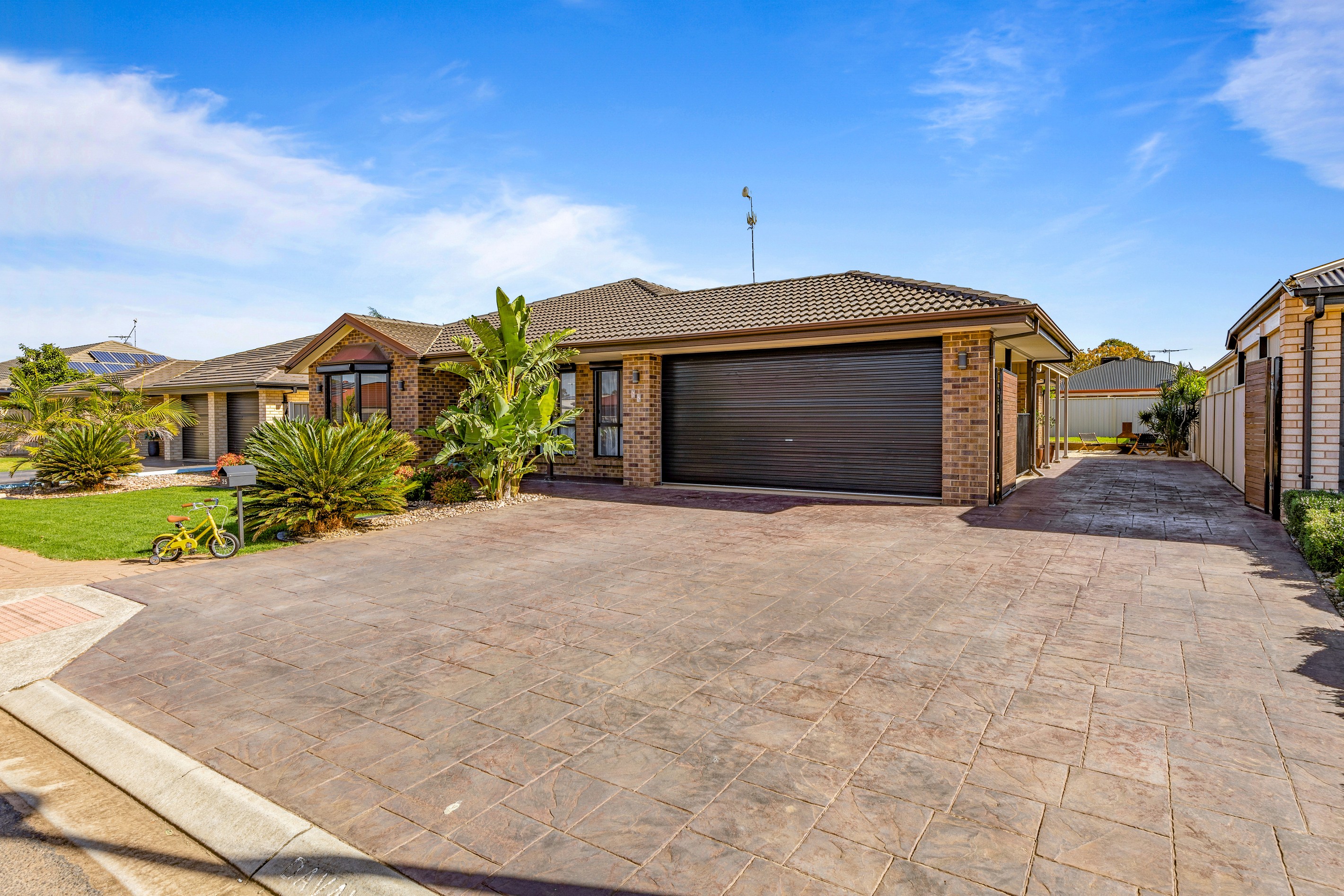 25 Davalan Drive, Munno Para West, SA 5115