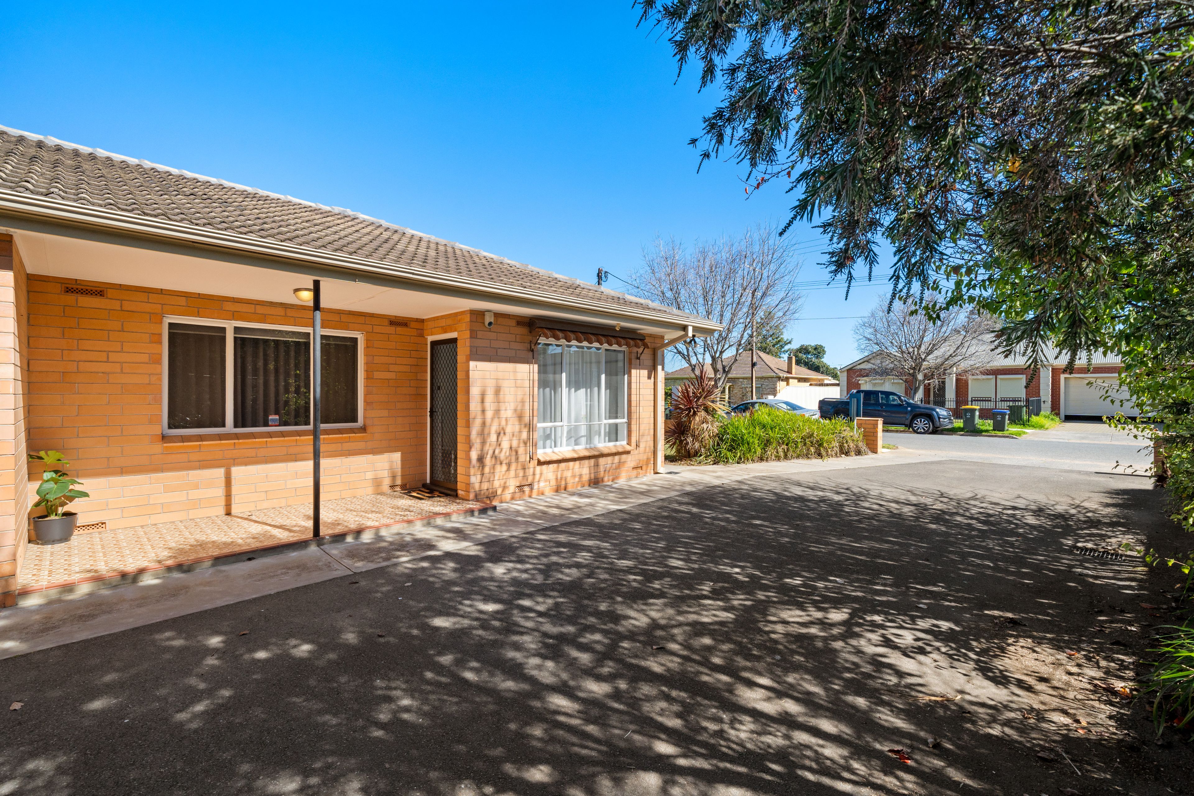 1/37 Dampier Avenue, Flinders Park, SA 5025