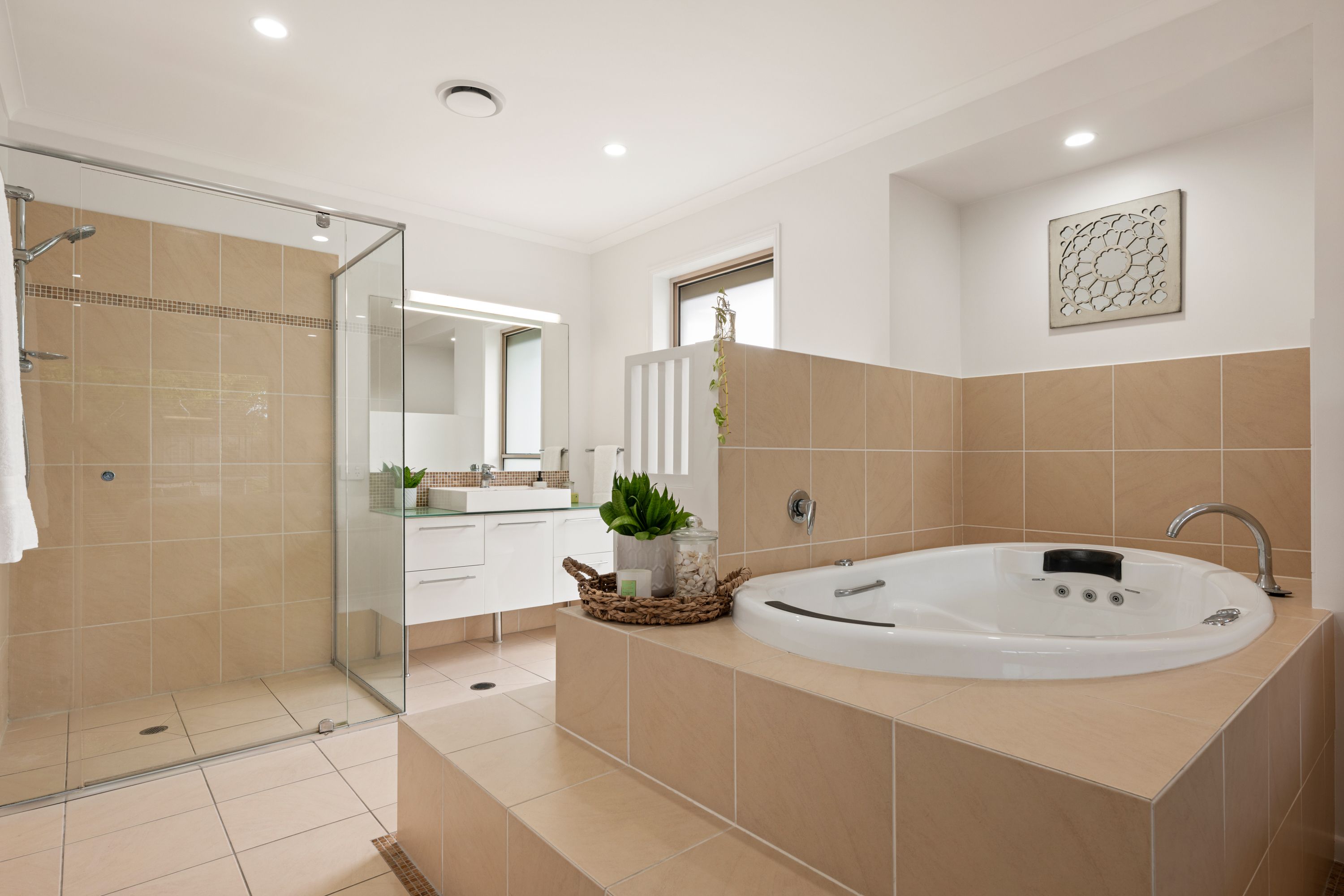 72 Deloraine Drive — photo 12 of 21