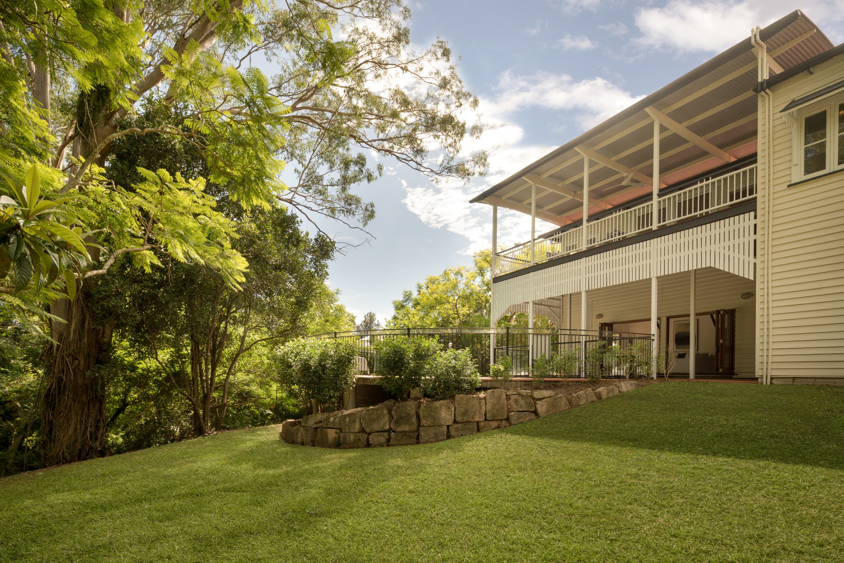 133 Simpsons Road, Bardon, QLD 4065