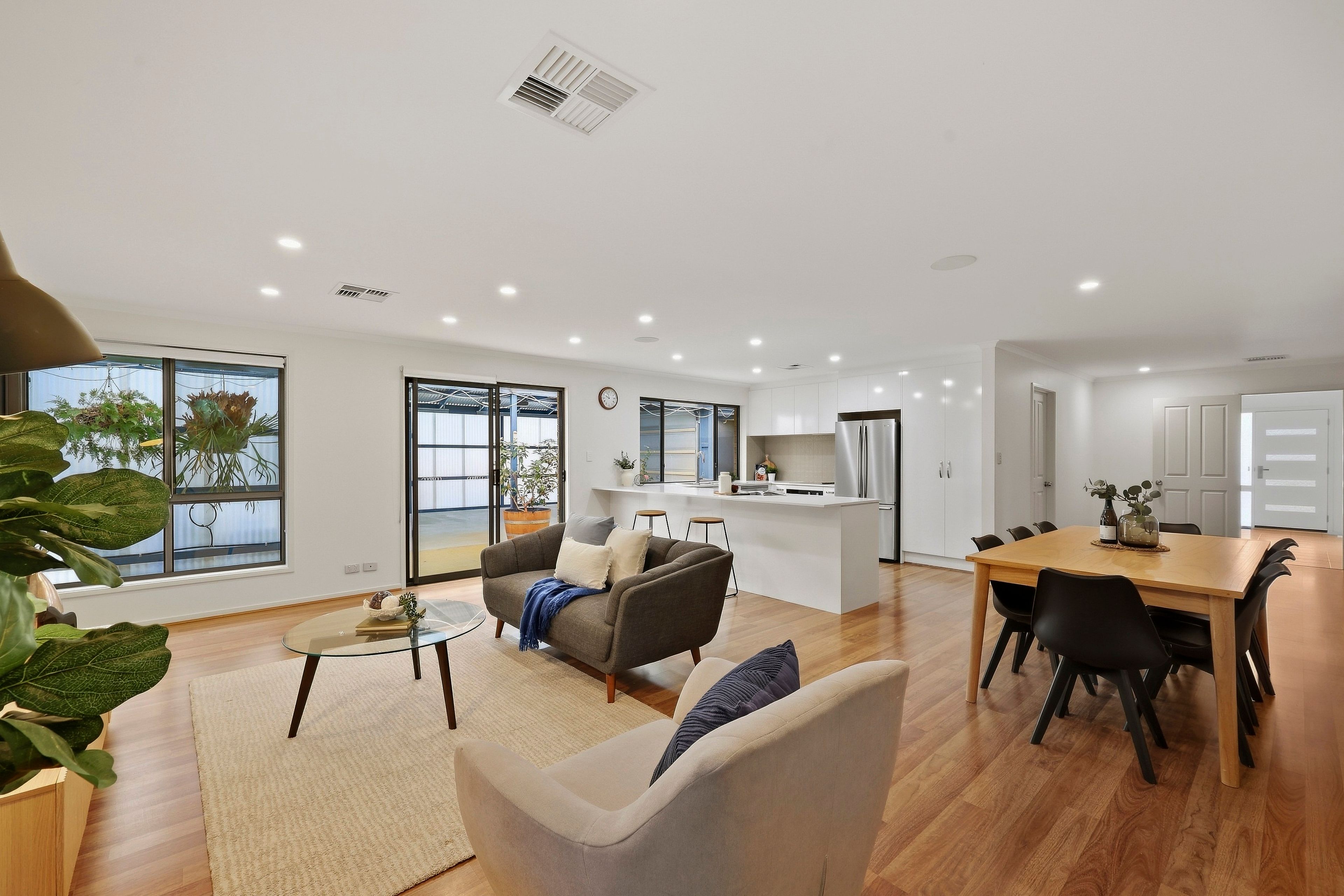 8 Innes Court — photo 6 of 26