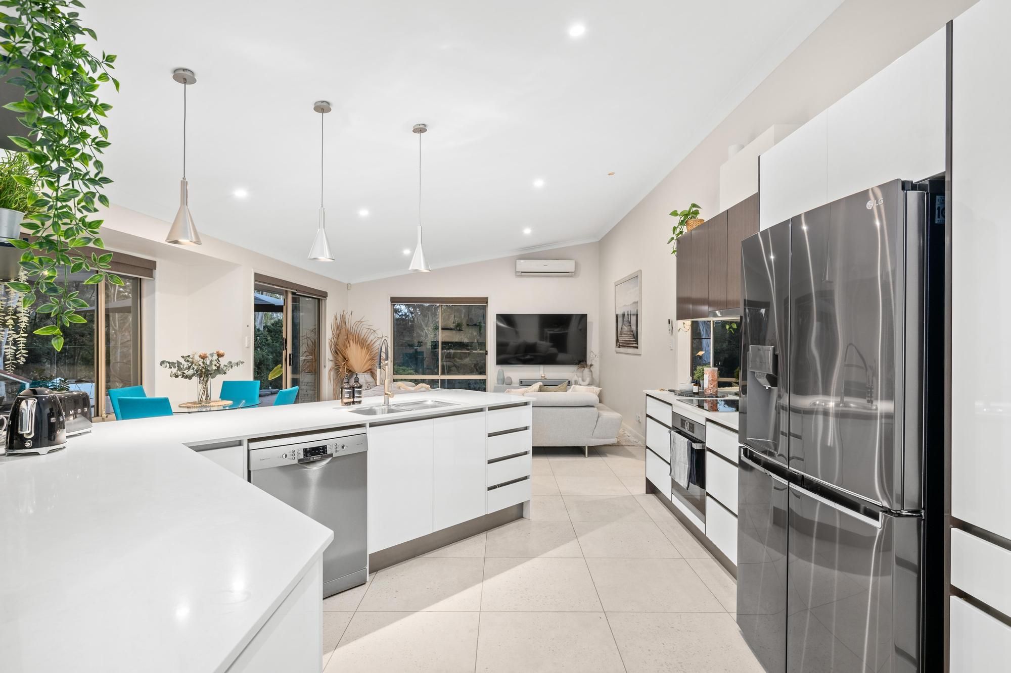 97 Dewar Drive, Loganholme, QLD 4129