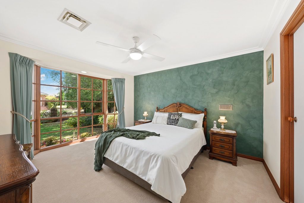21 Hancock Drive, Ferntree Gully, VIC 3156