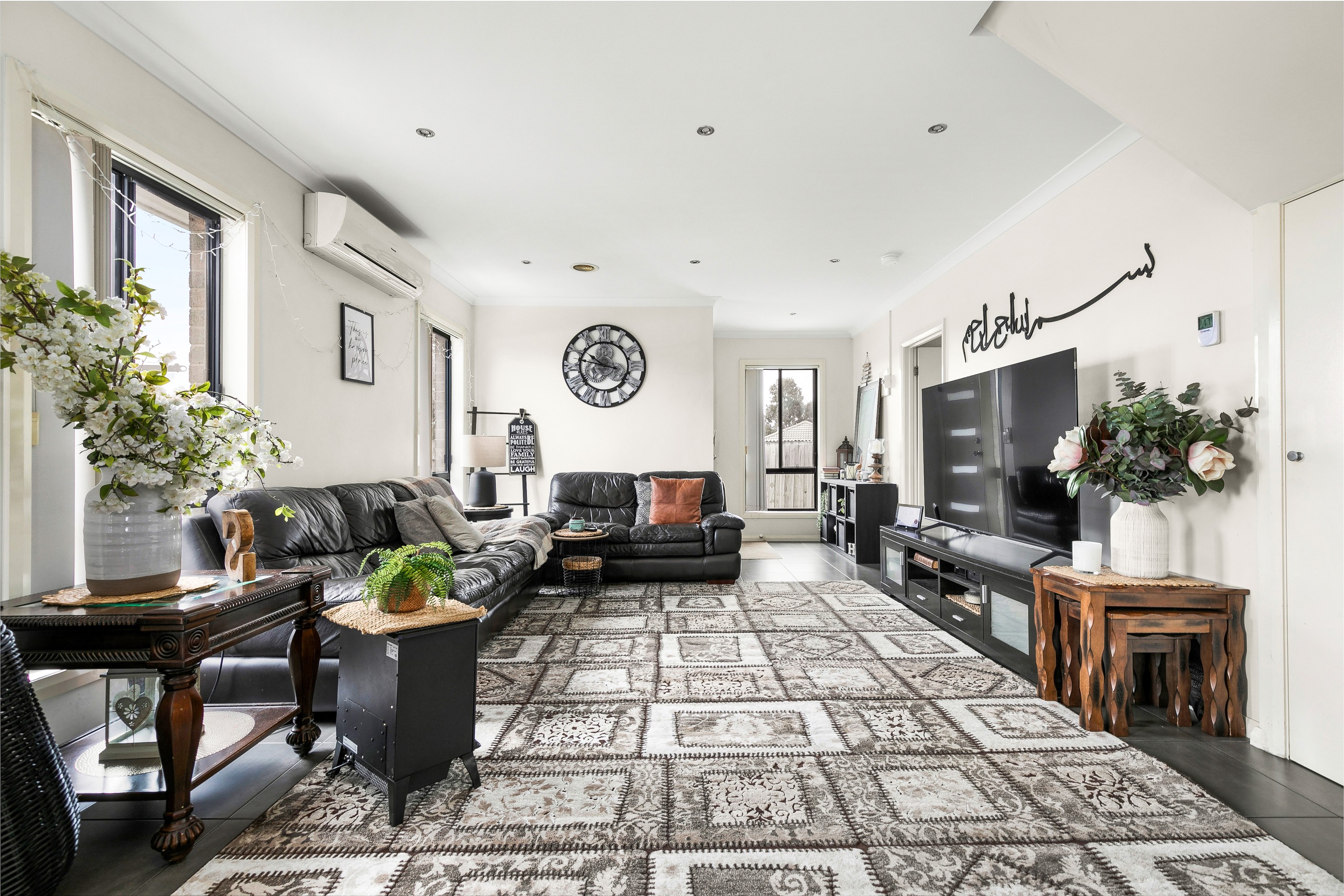 2/7 Care Close, Meadow Heights, VIC 3048