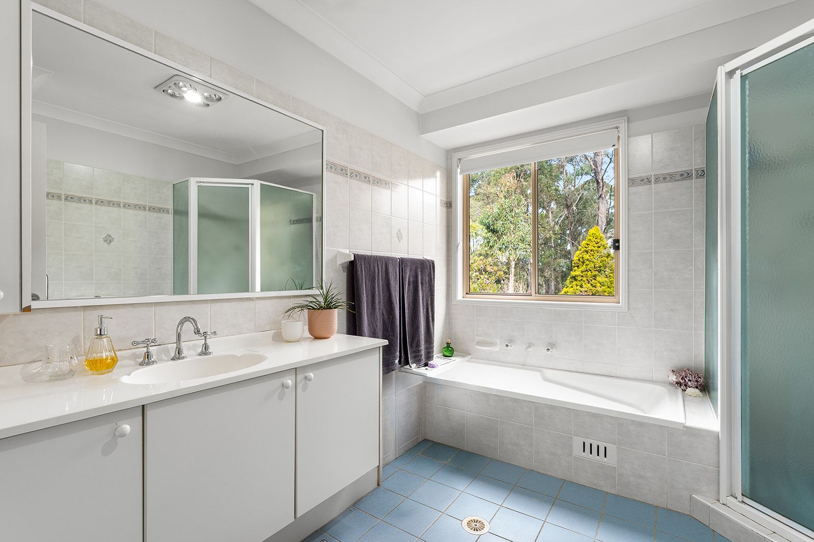 30 Ebony Place — photo 12 of 29