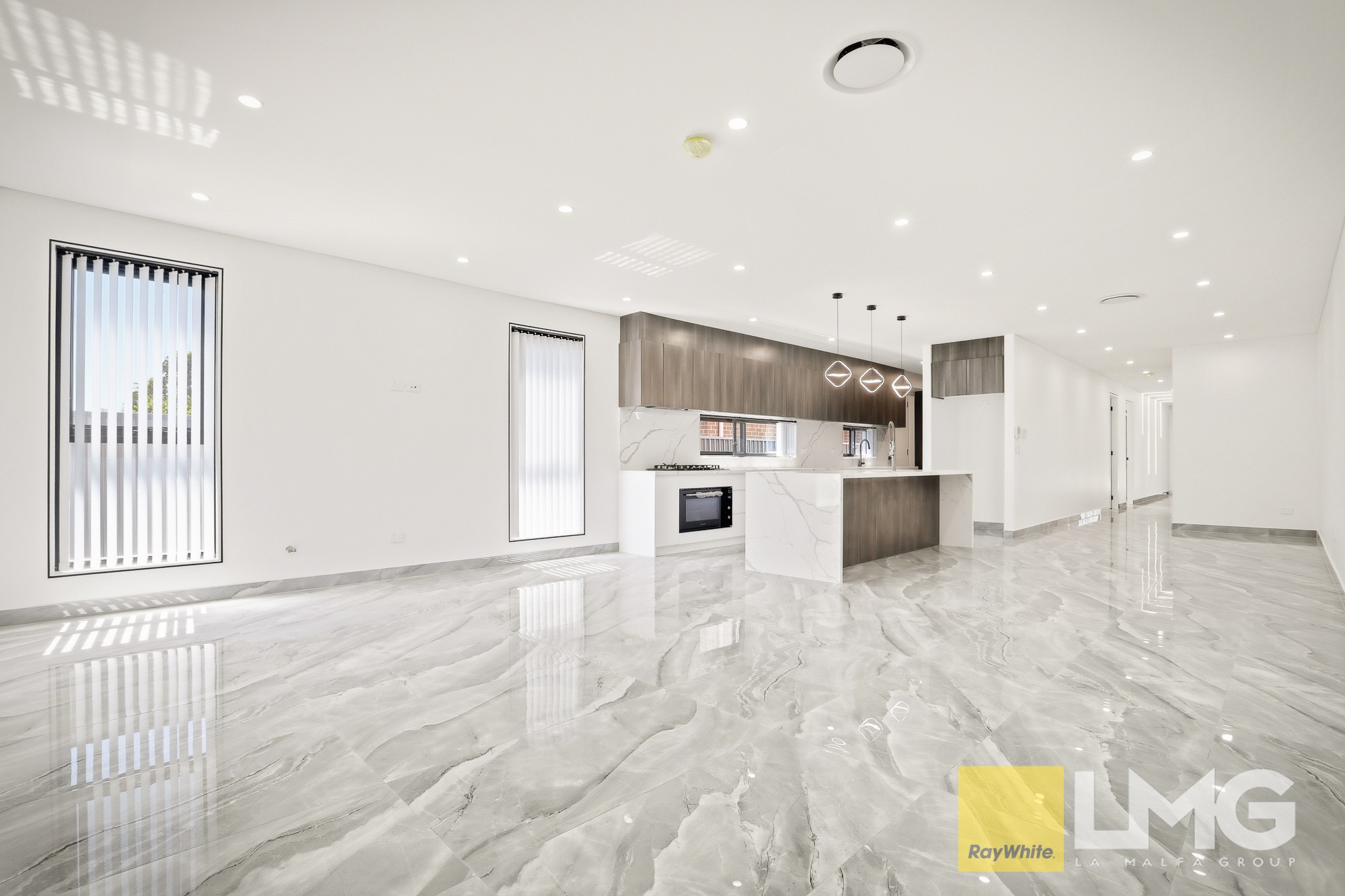 2b Maunder Street, Regents Park, NSW 2143