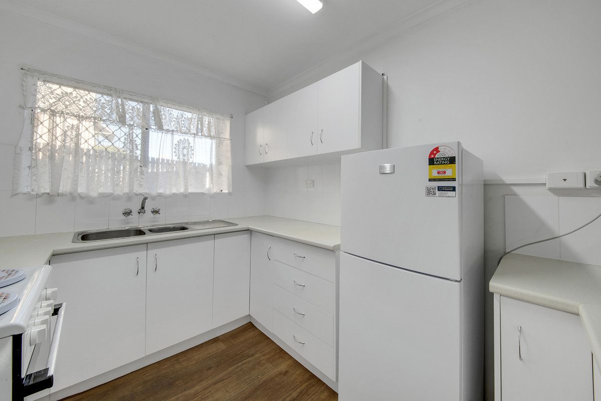 4B/61 Tank Street — photo 3 of 8