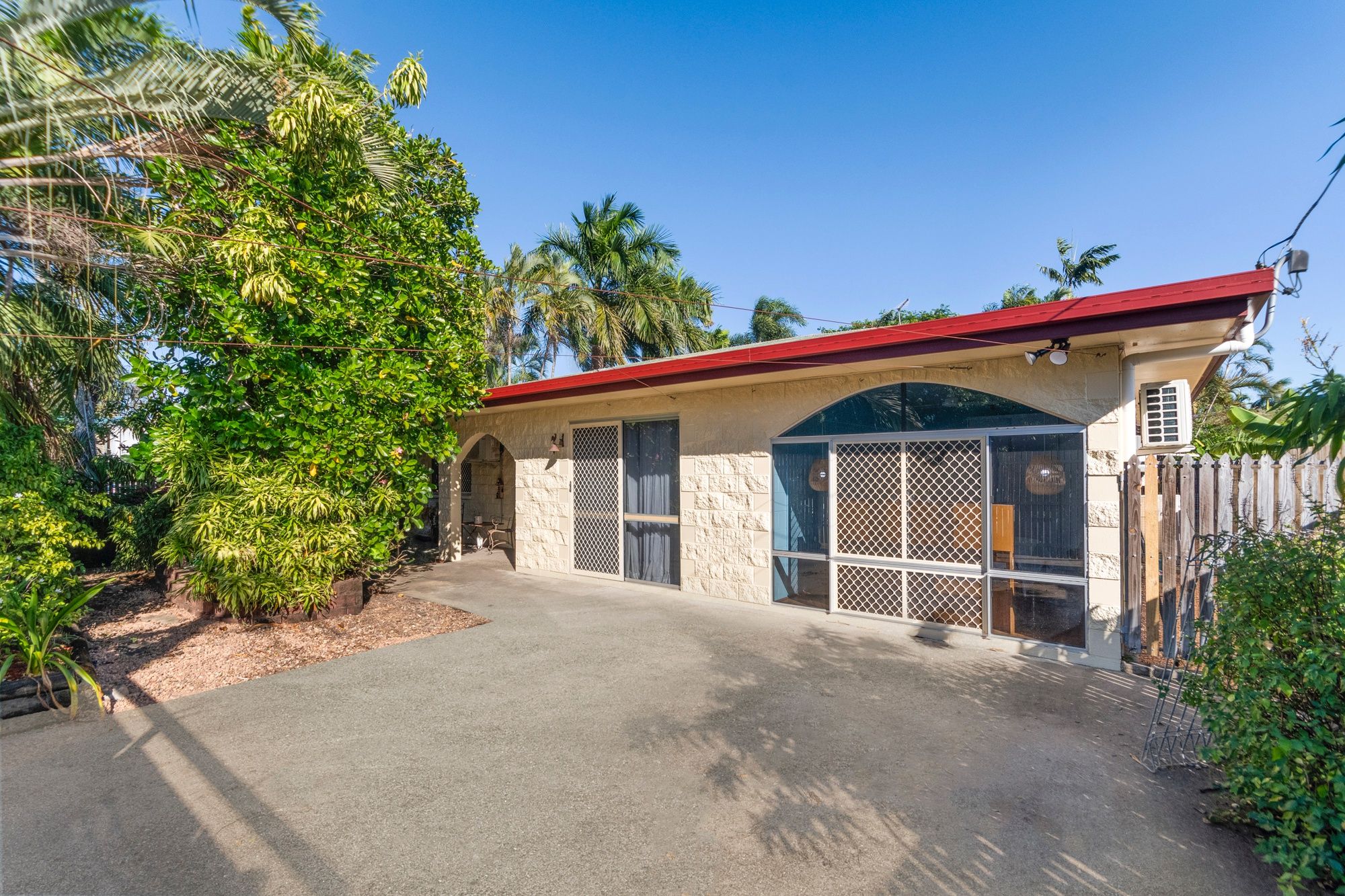 25 Miles Avenue, Kelso, QLD 4815