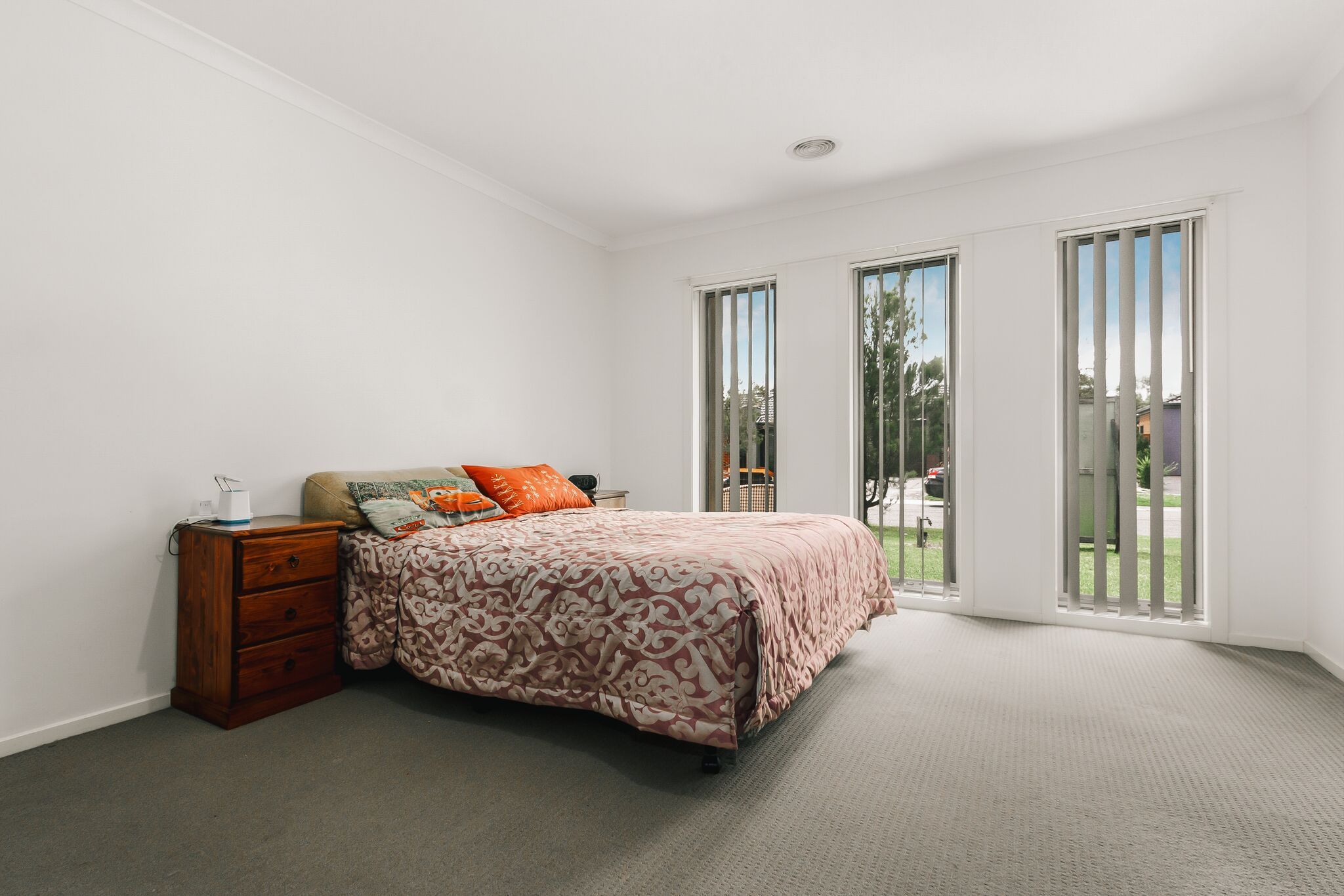 18 Edmund Street, Pakenham, VIC 3810