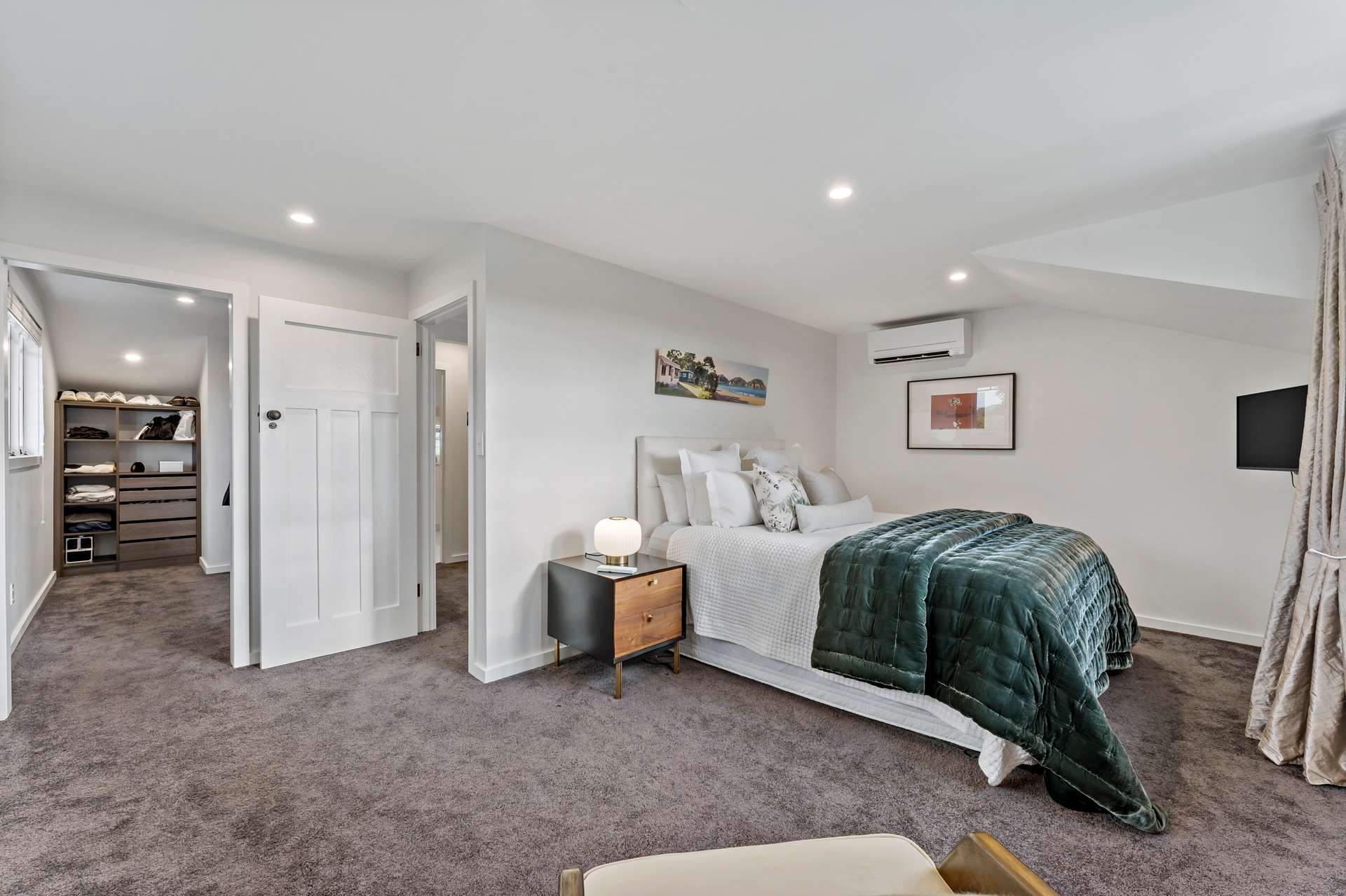 54 Lucerne Road photo 14