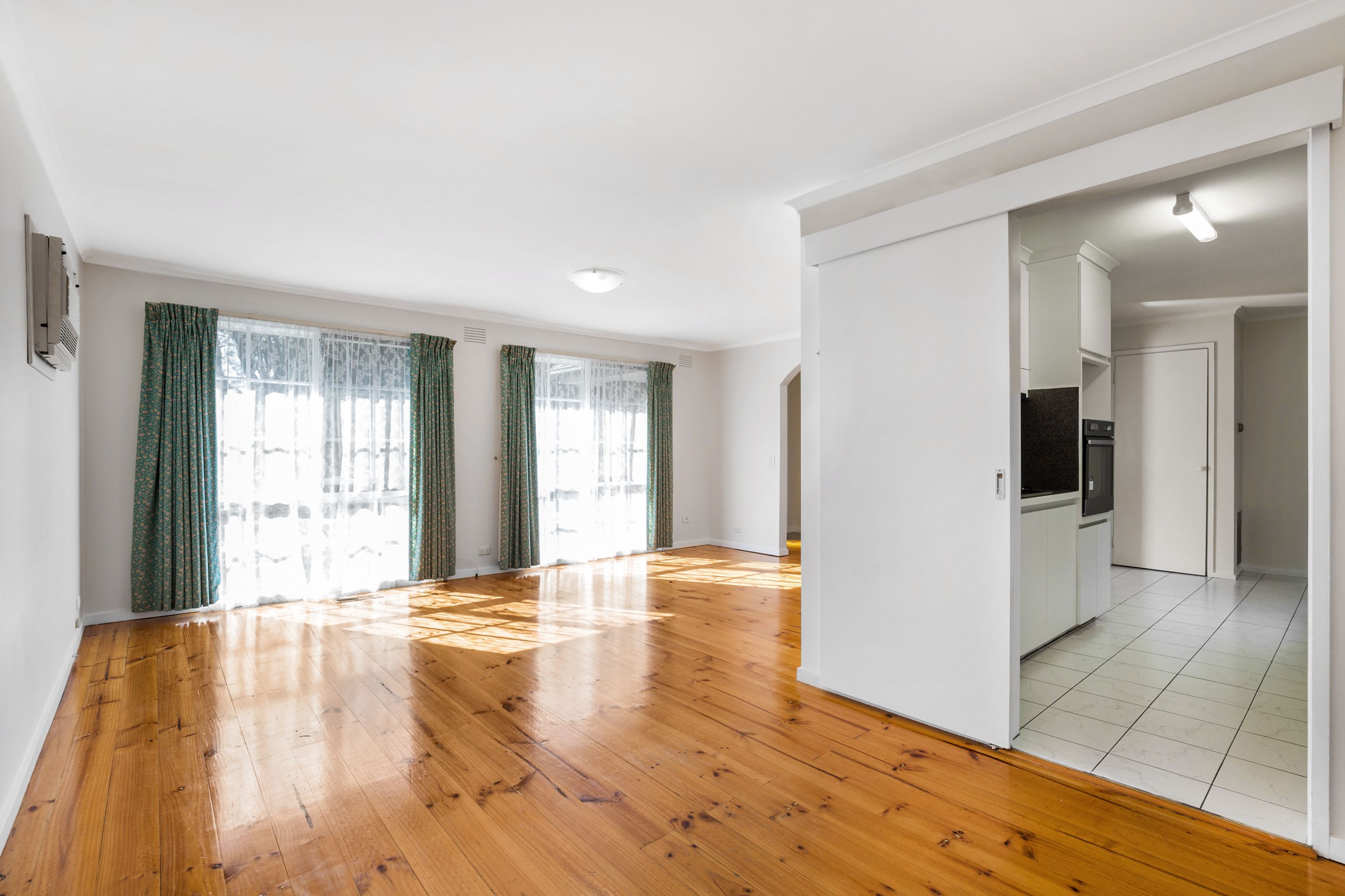13 Westwood Drive, Bayswater North, VIC 3153