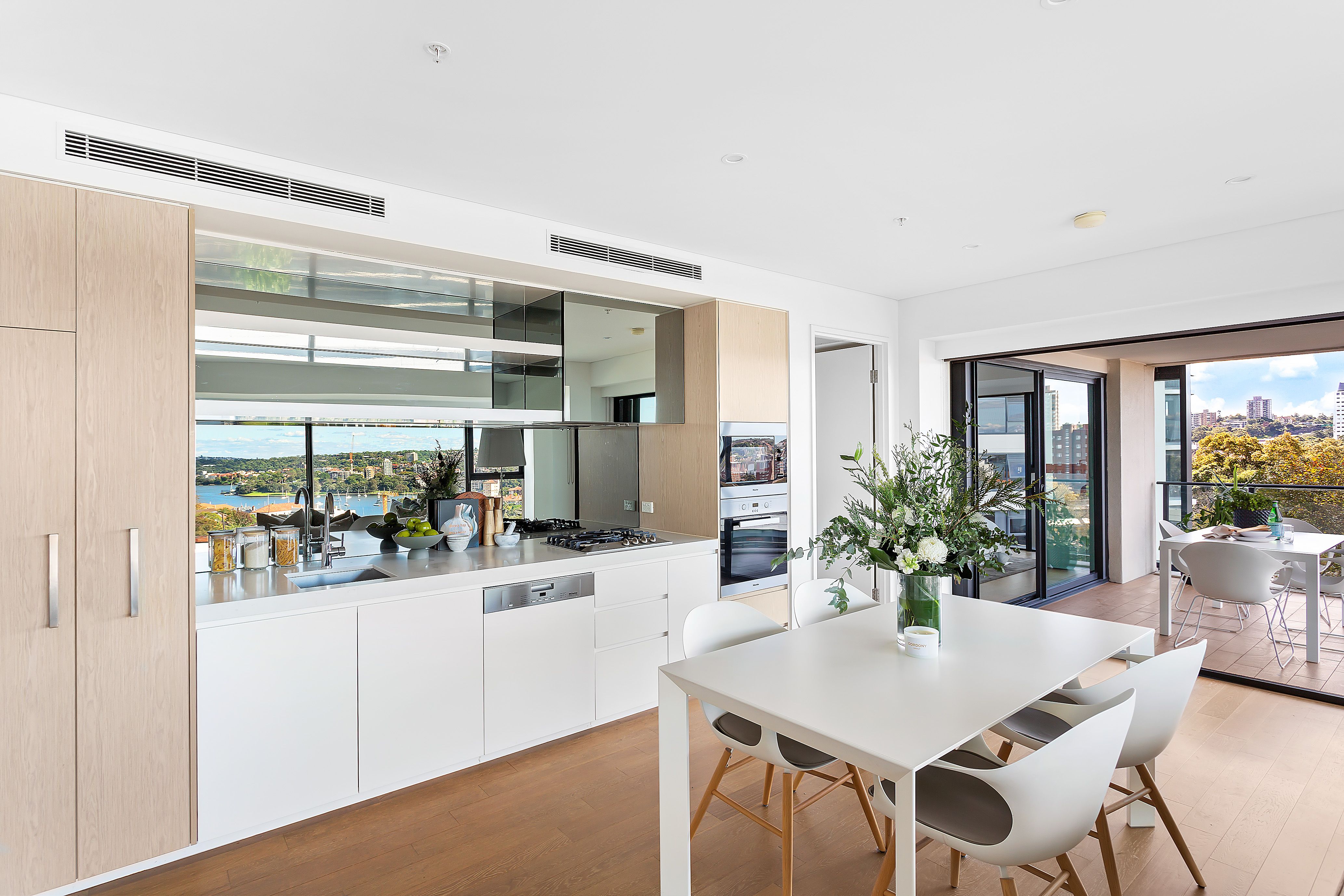 810/80 Alfred Street, Milsons Point, NSW 2061