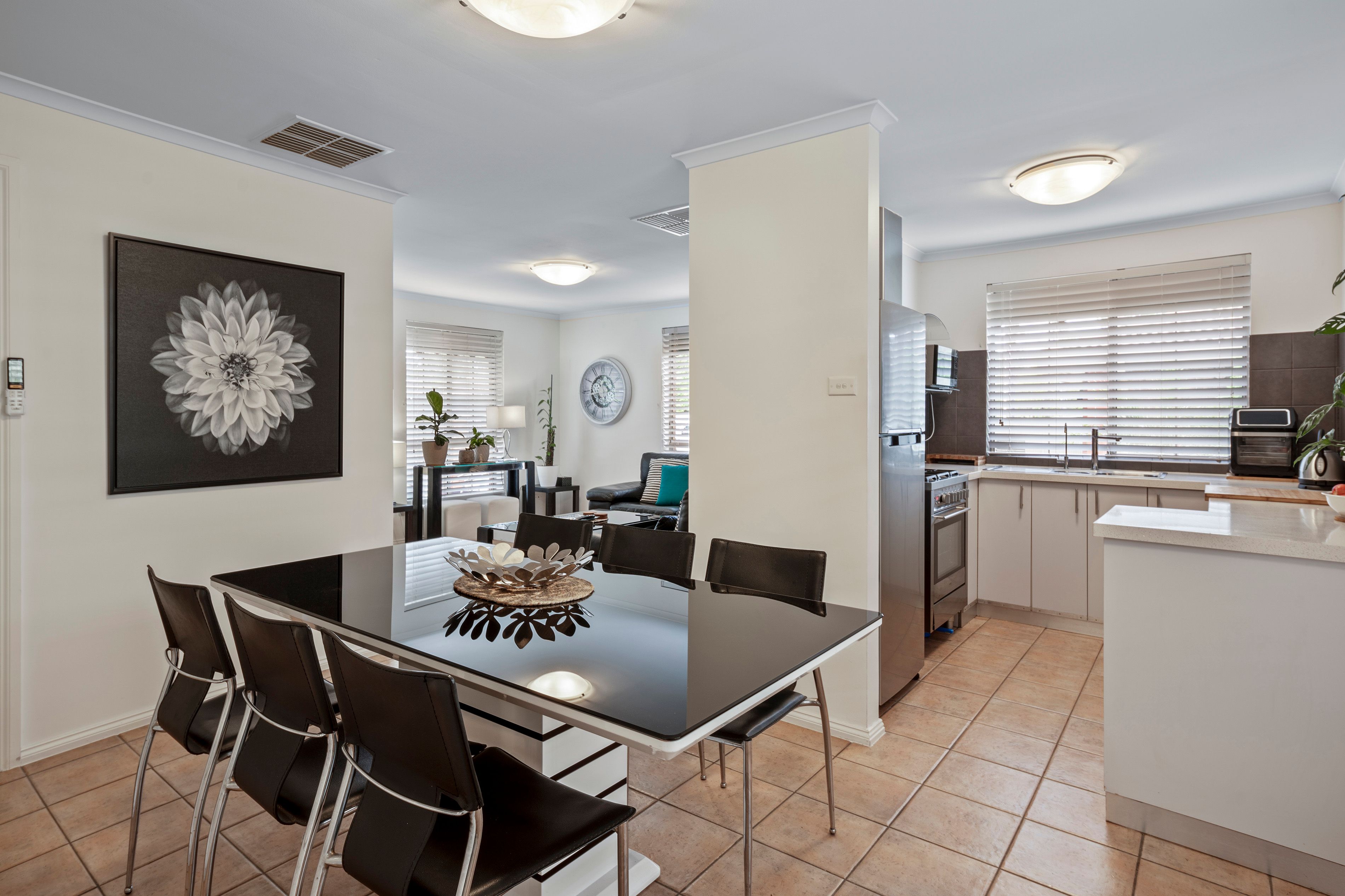 2/80-82 Royal Avenue, Pooraka, SA 5095