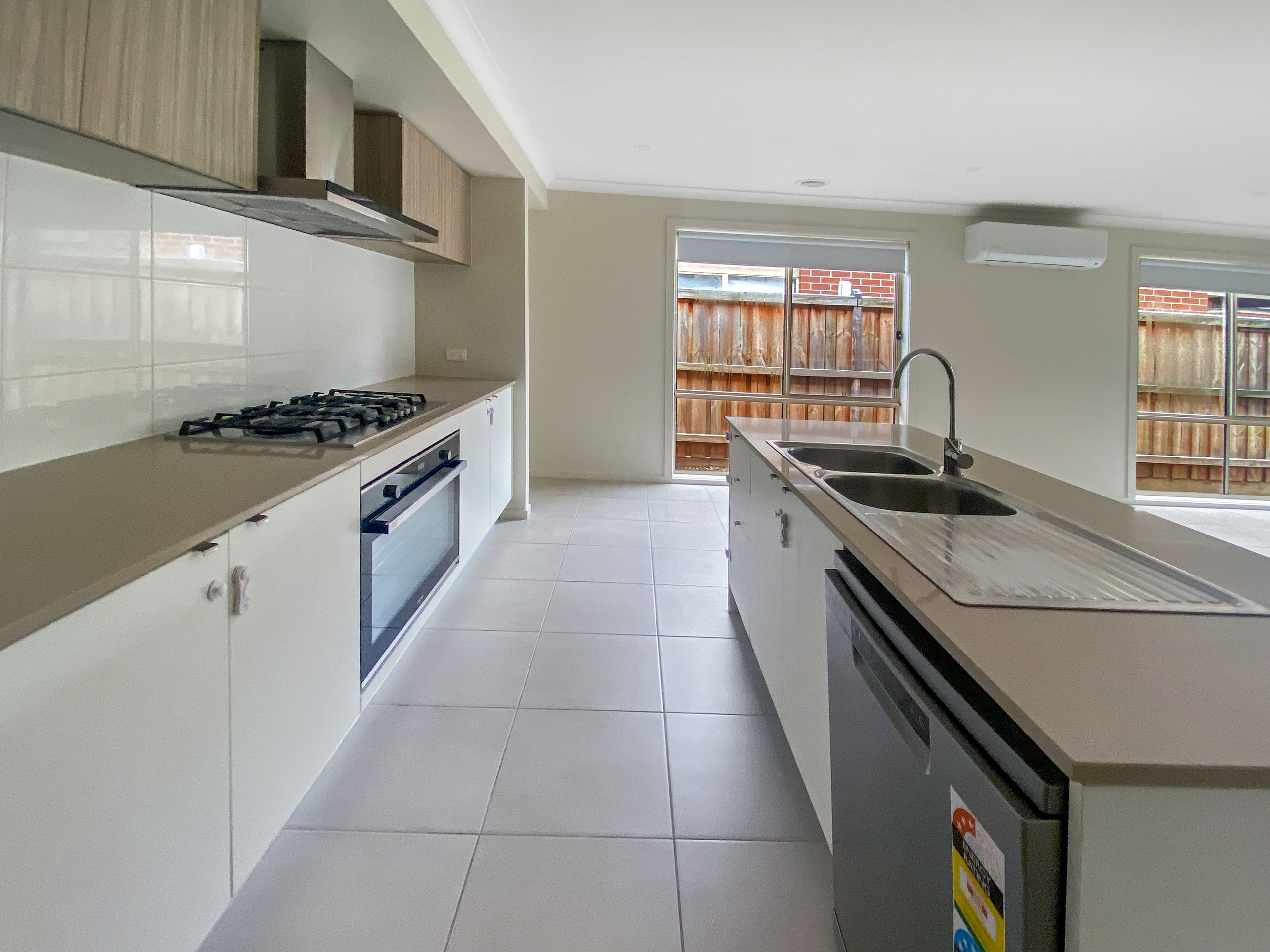 139 Manton Road, Clyde North, VIC 3978