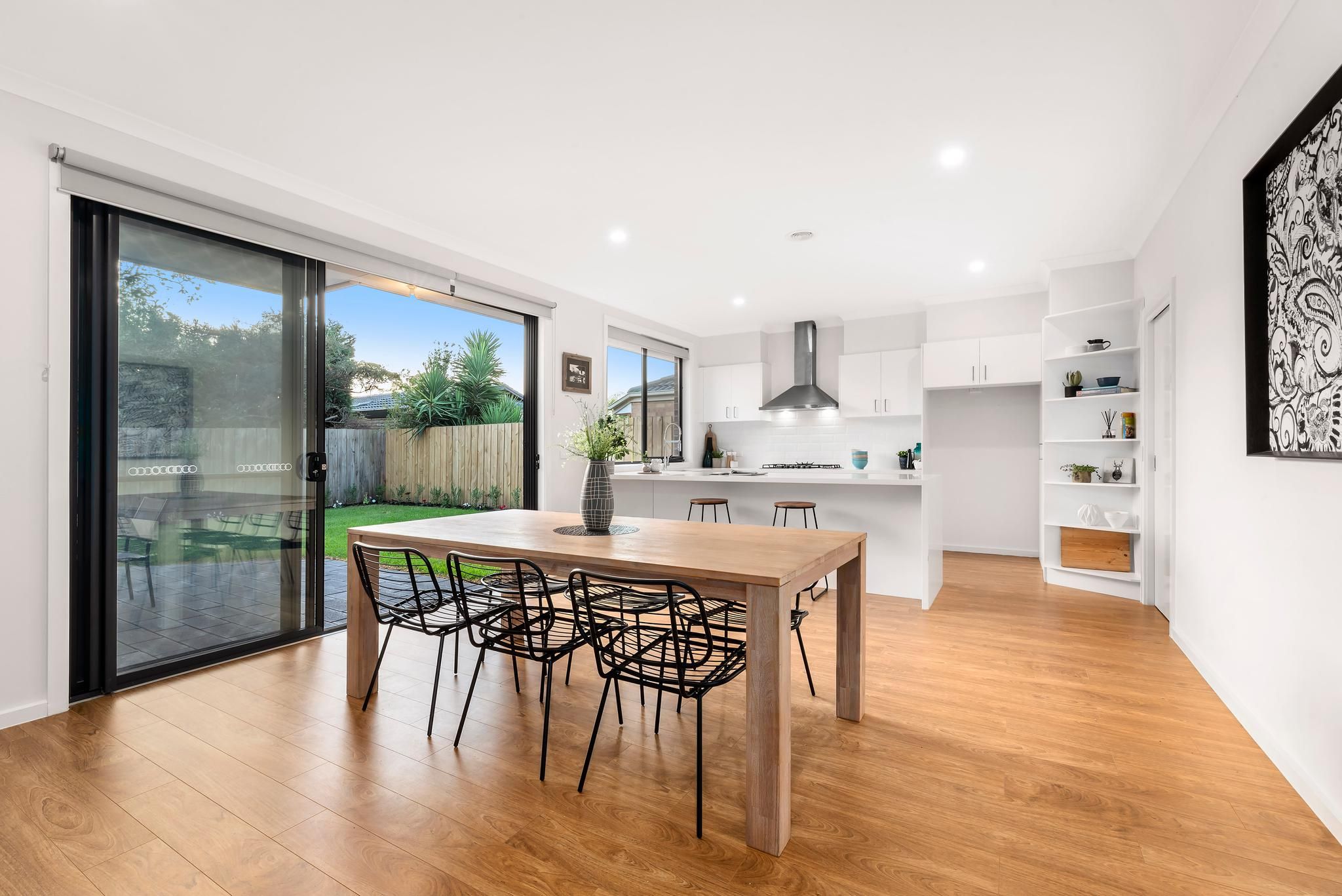 2/12 Ross Street, Ferntree Gully, VIC 3156