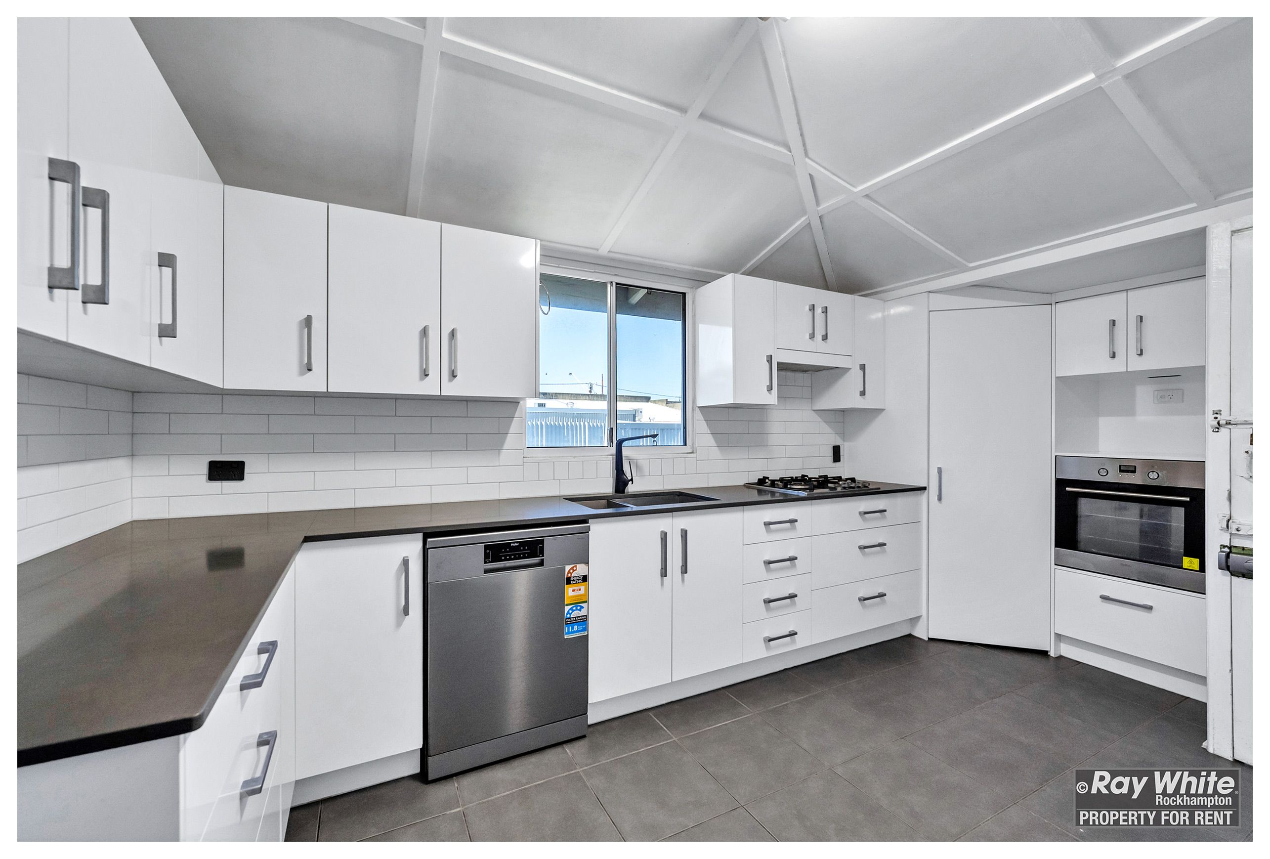 48 Lucas Street — photo 6 of 27