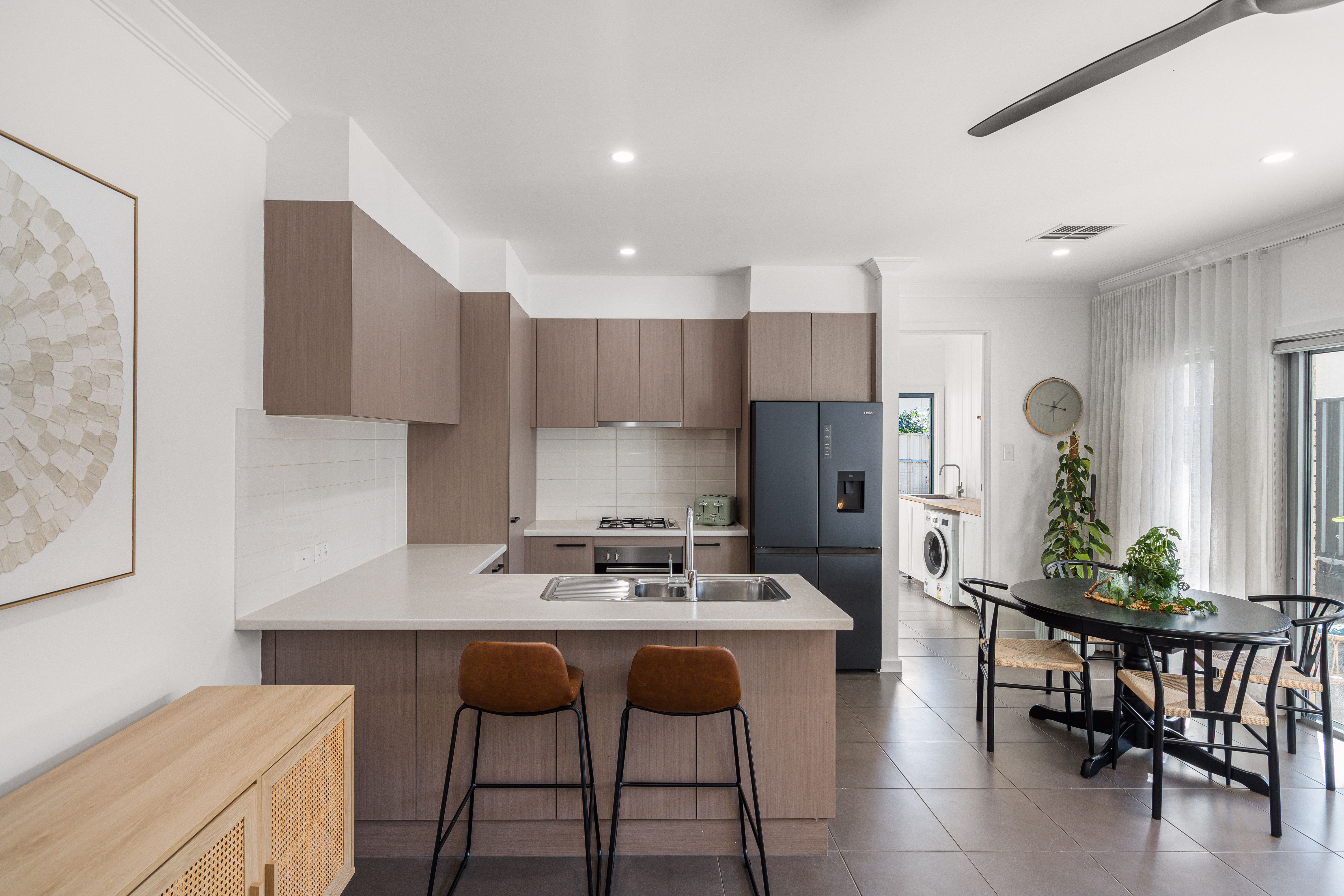 25B Maurice Avenue — photo 10 of 23
